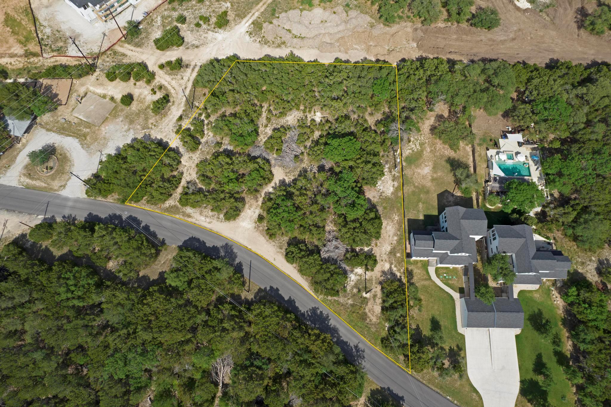 3515 Crosswind Dr, Spicewood, TX 78669