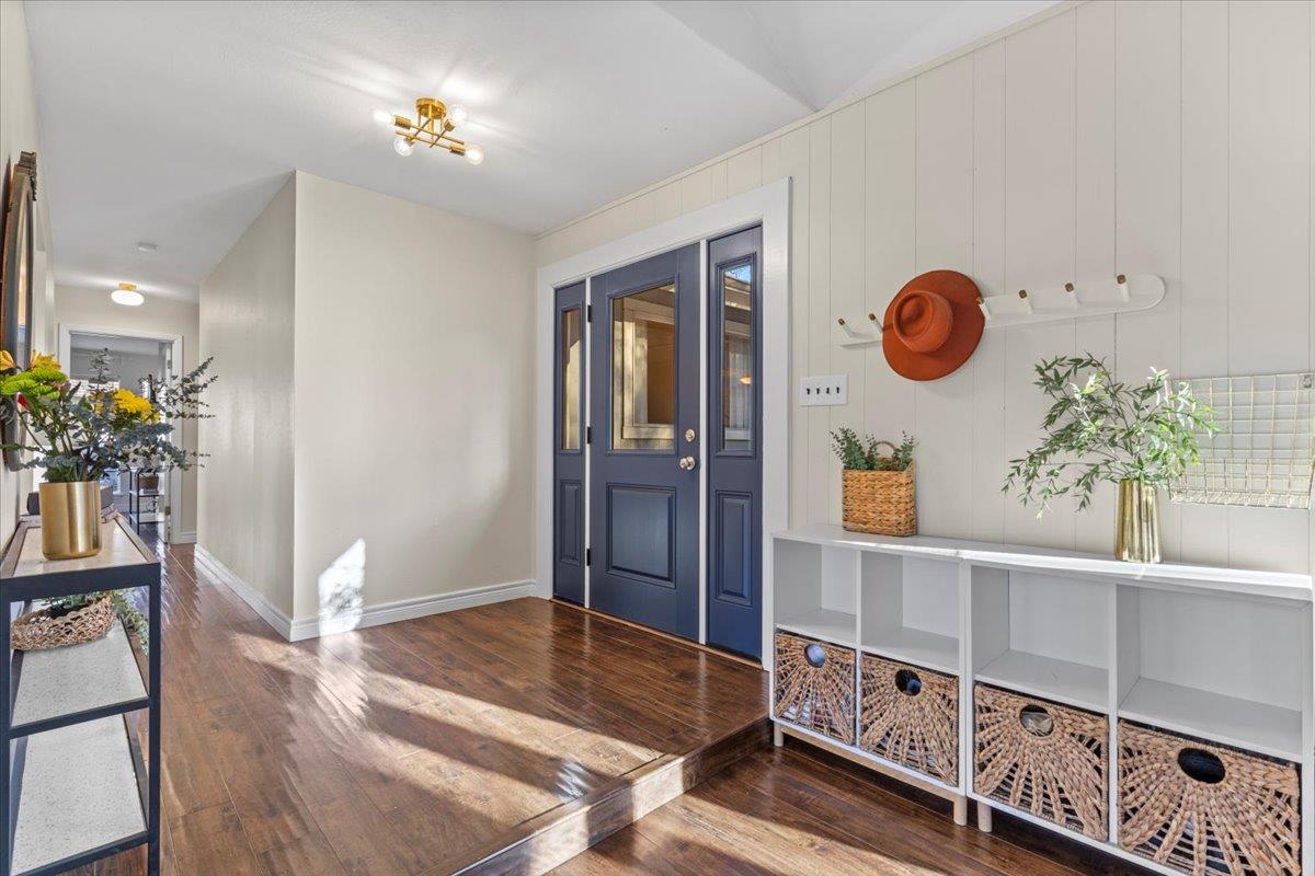 9004 Charnwood Ct, Austin, TX 78729