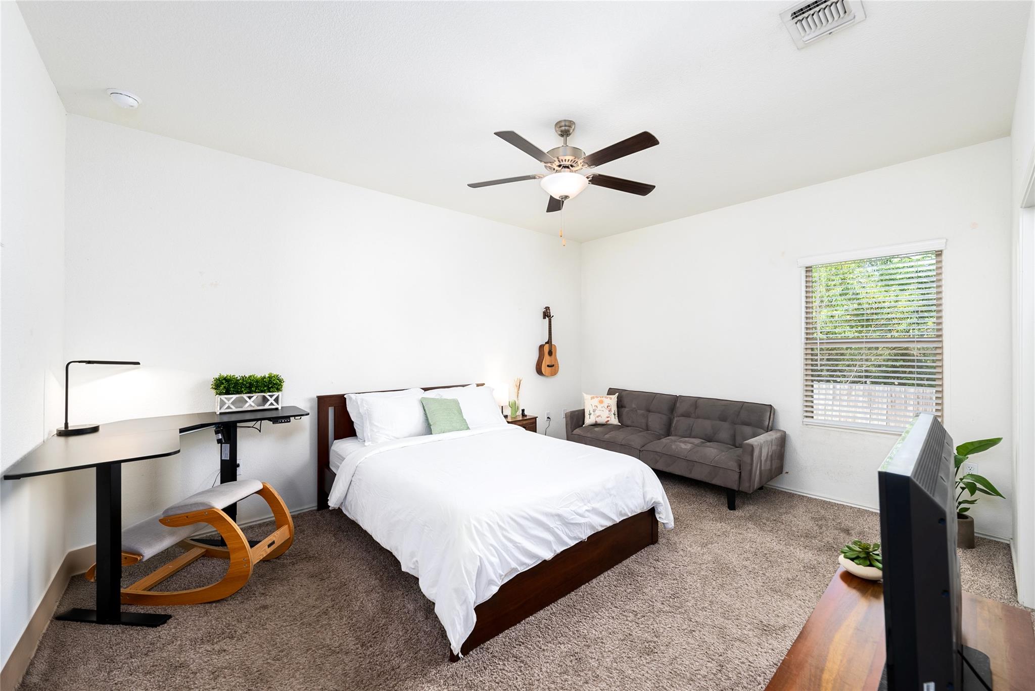 7120 Tonka Ln, Austin, TX 78744