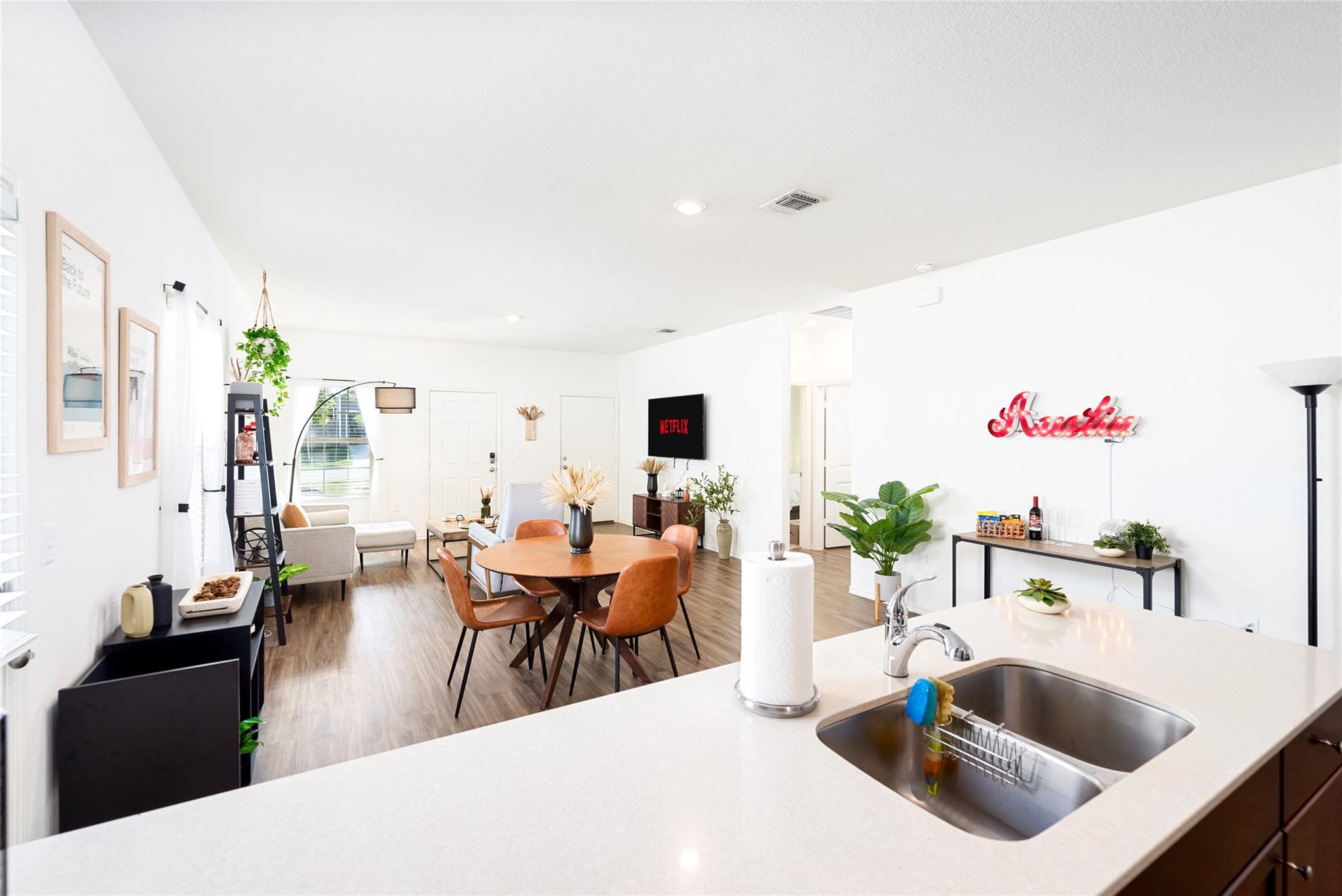 7120 Tonka Ln, Austin, TX 78744