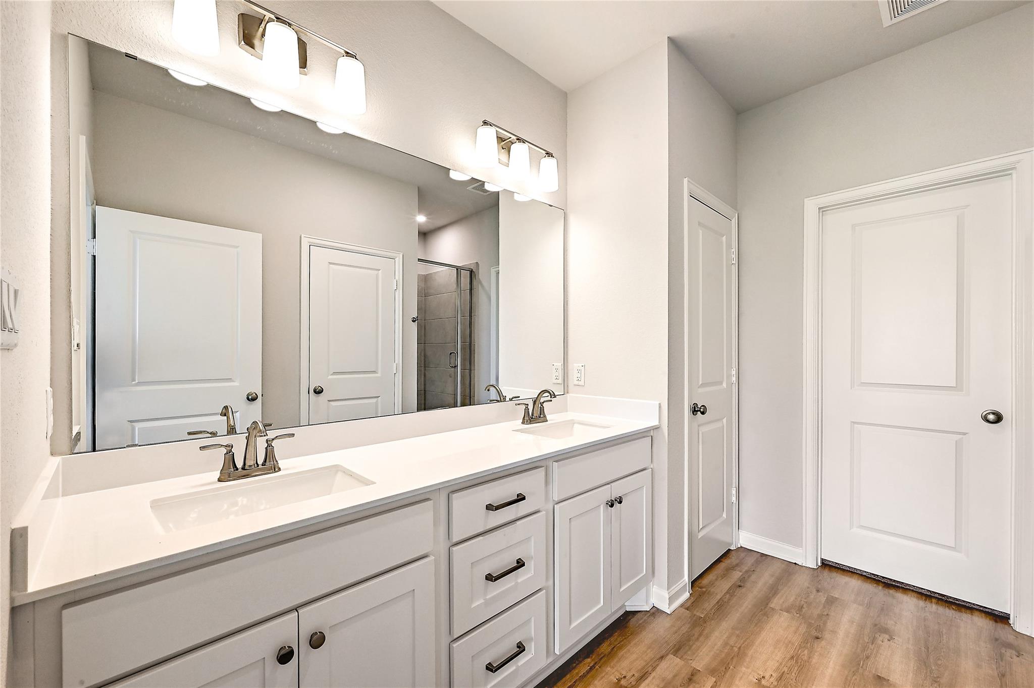 301 Banyon Dr, Liberty Hill, TX 78642