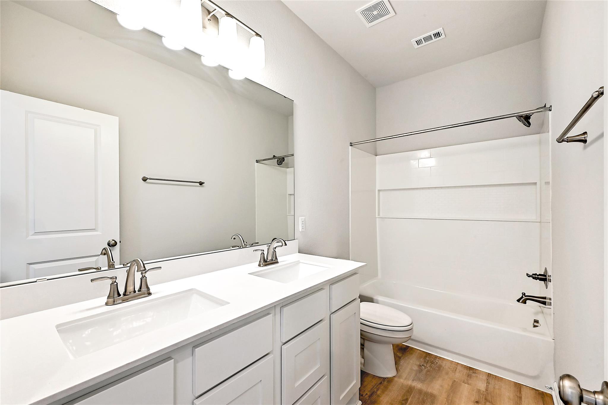 301 Banyon Dr, Liberty Hill, TX 78642