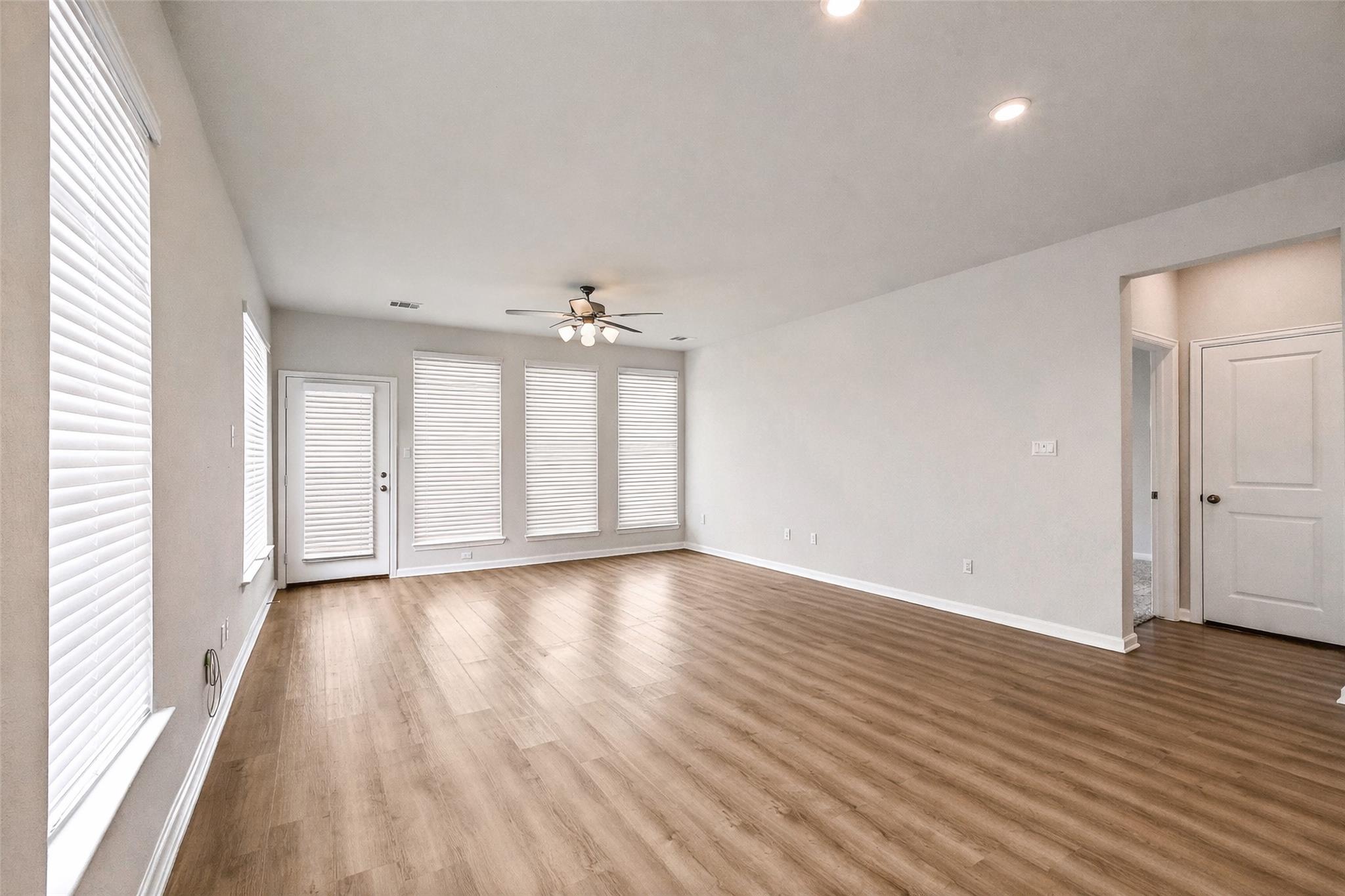 301 Banyon Dr, Liberty Hill, TX 78642