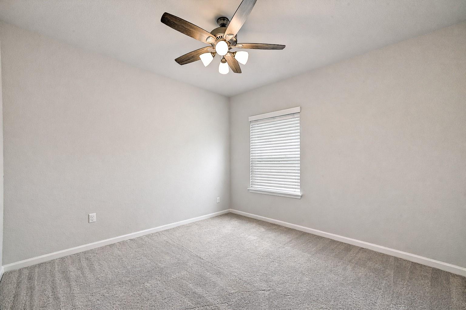 301 Banyon Dr, Liberty Hill, TX 78642