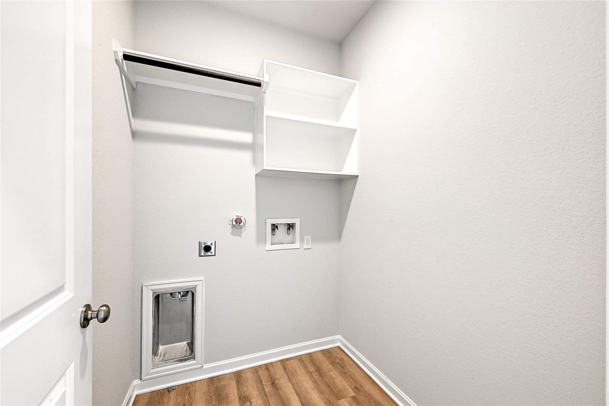 301 Banyon Dr, Liberty Hill, TX 78642