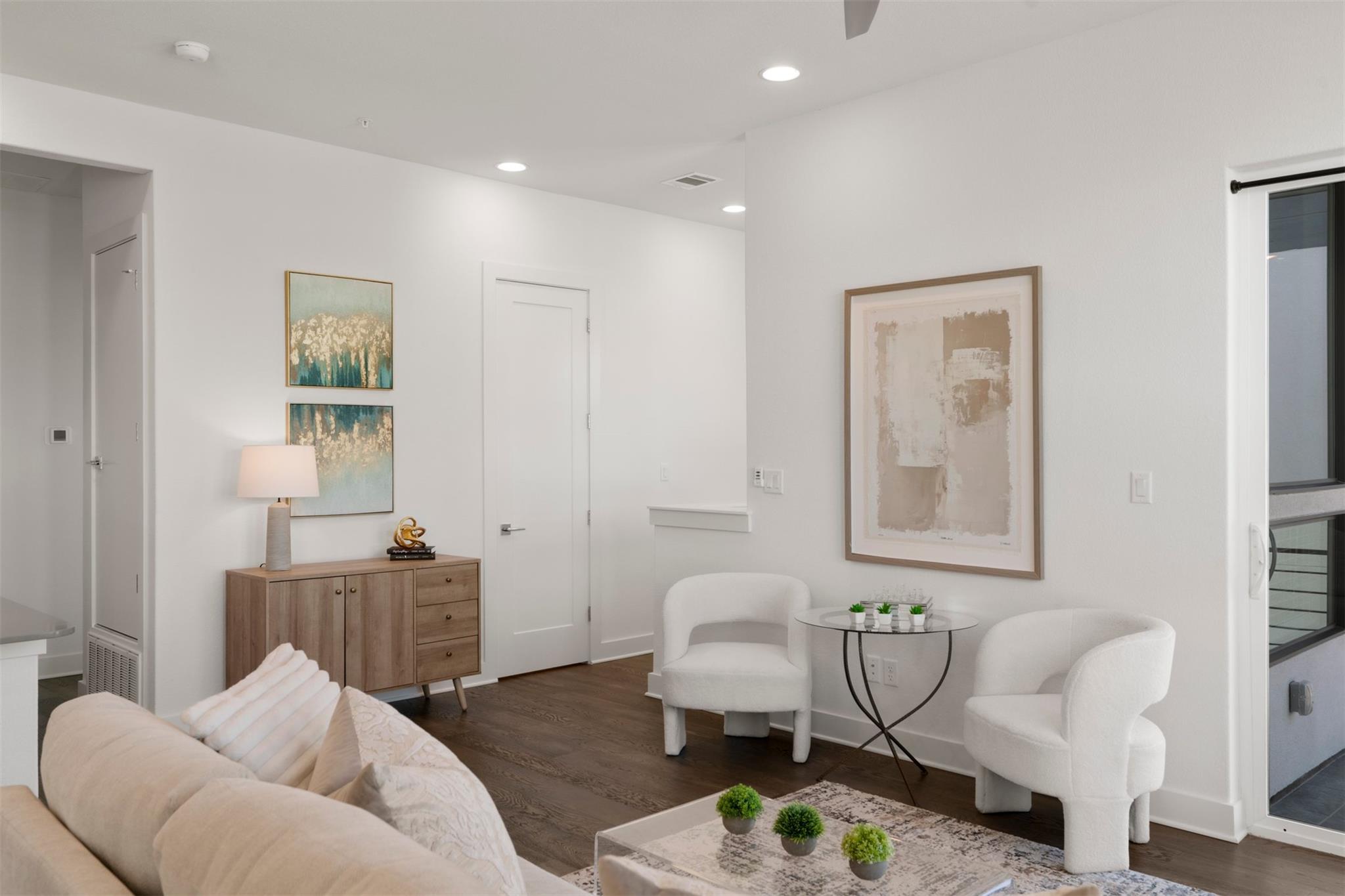 2050 Lohmans Spur Rd # 2203, Lakeway, TX 78734