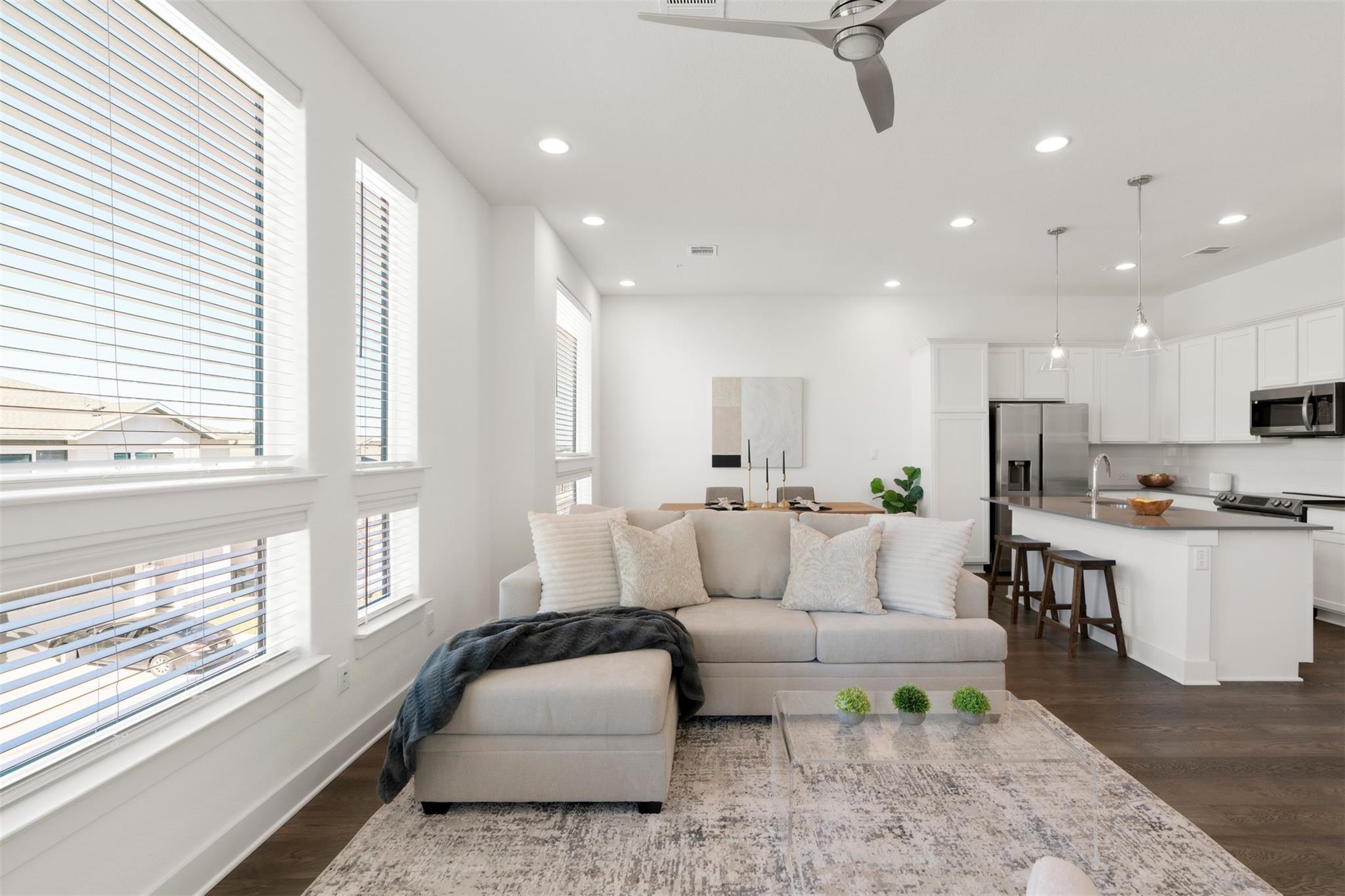 2050 Lohmans Spur Rd # 2203, Lakeway, TX 78734