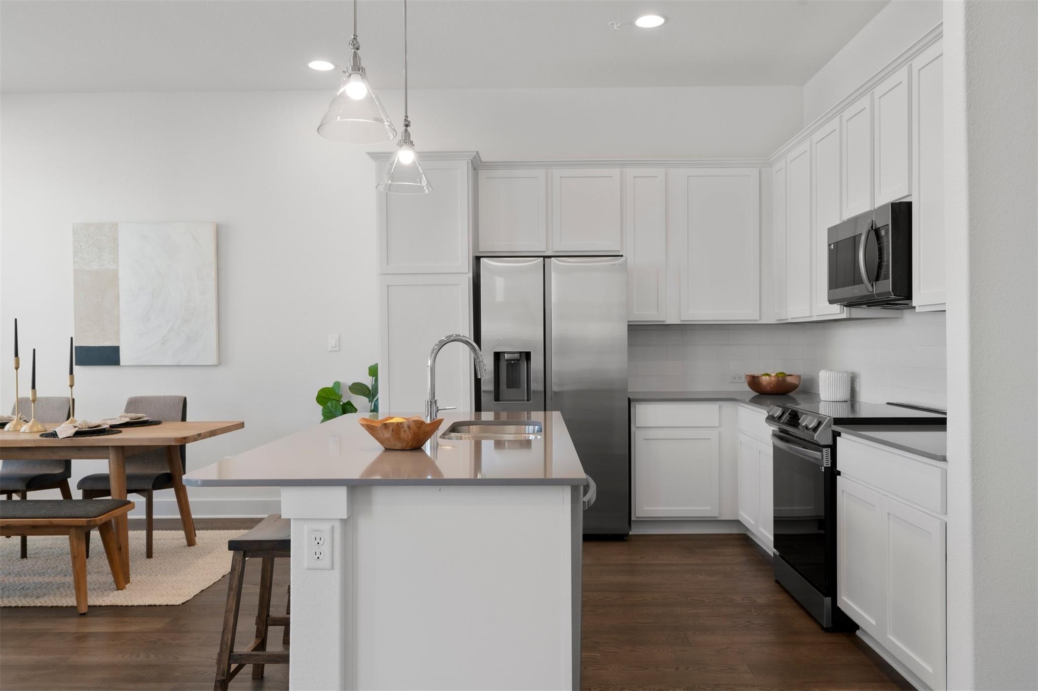 2050 Lohmans Spur Rd # 2203, Lakeway, TX 78734