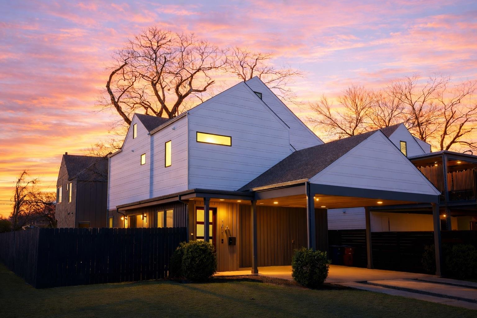 1811 Willow St # A, Austin, TX 78702