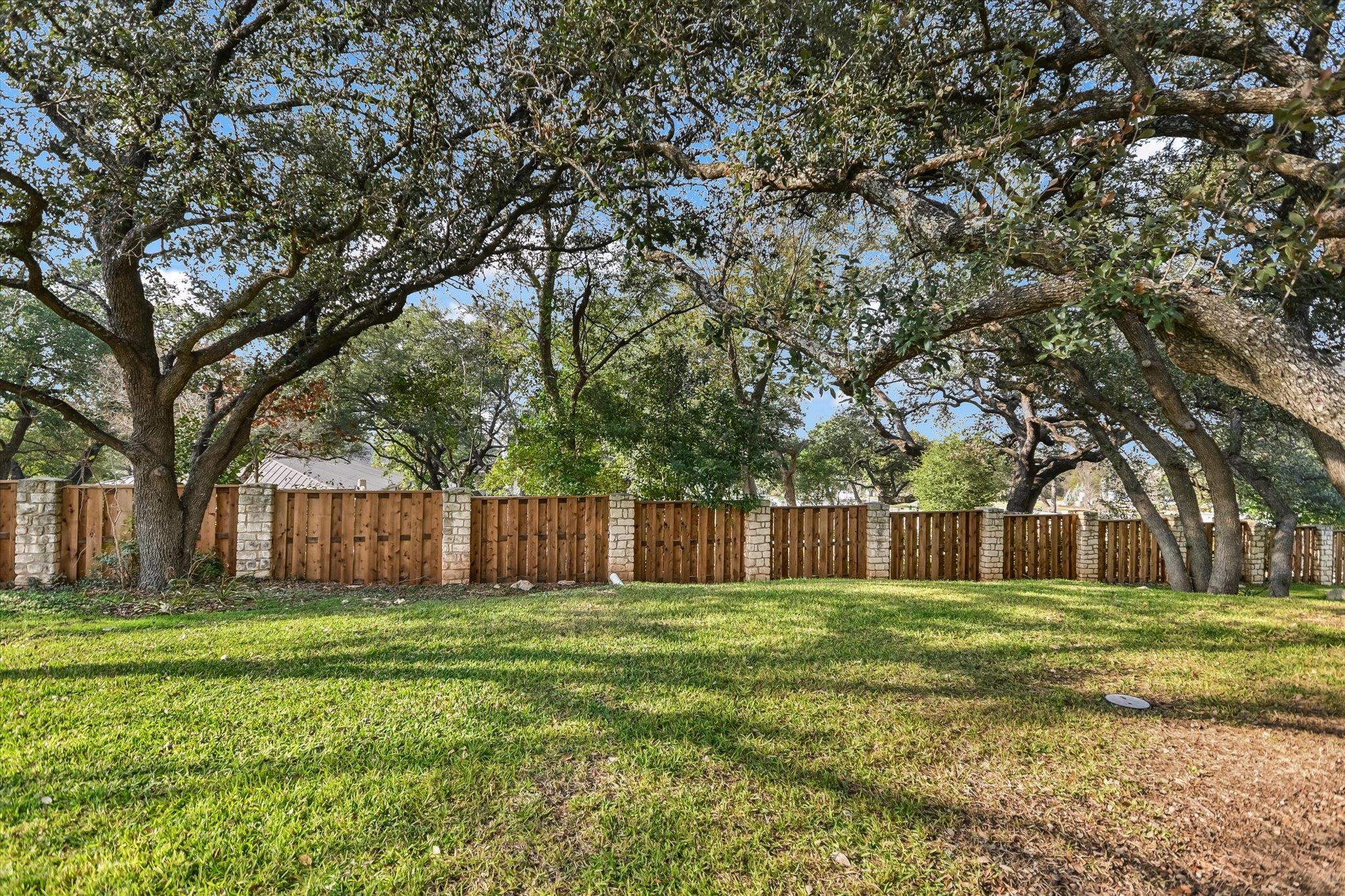 2201 Lakeway Blvd # 20, Lakeway, TX 78734