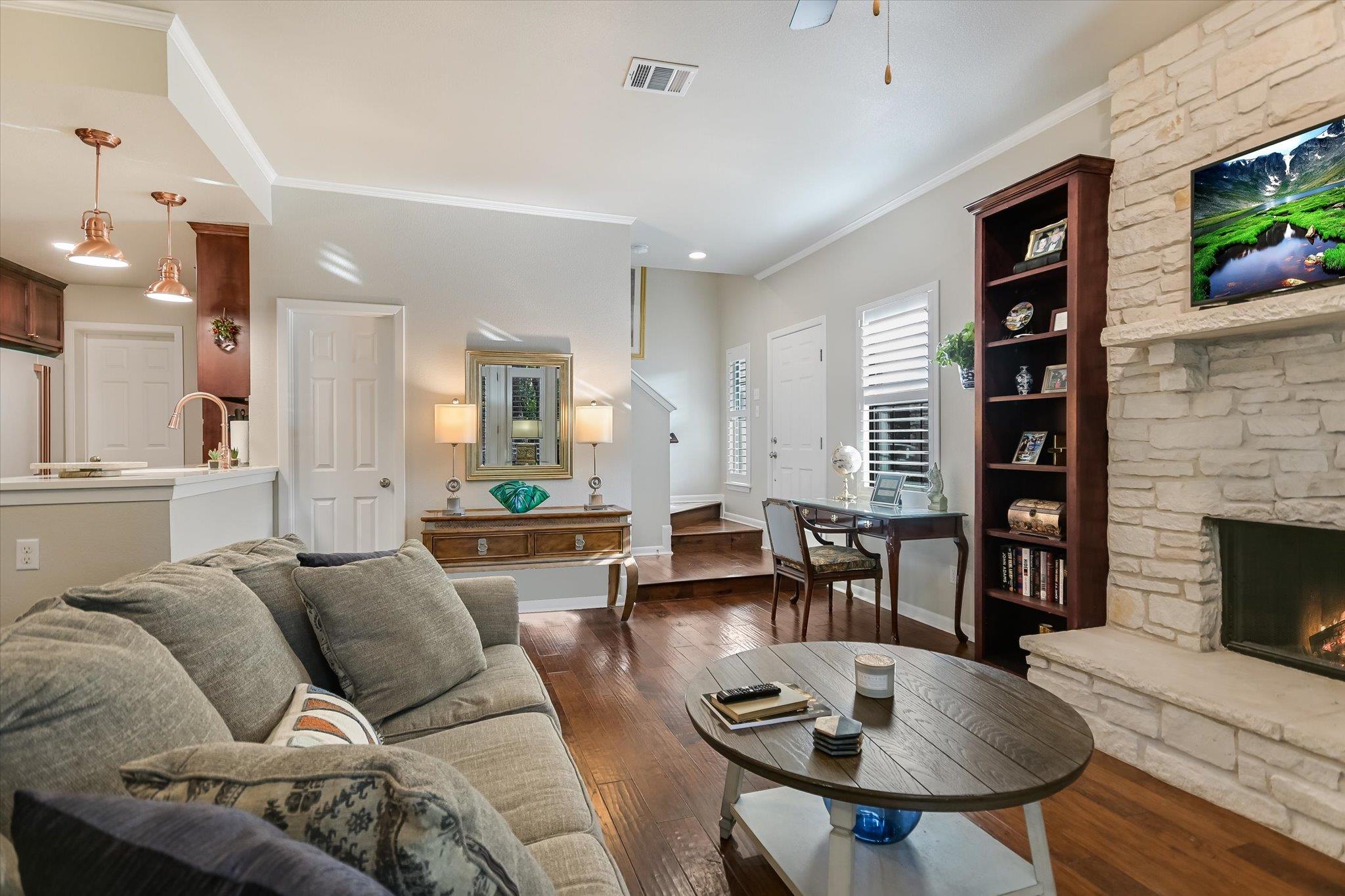 2201 Lakeway Blvd # 20, Lakeway, TX 78734