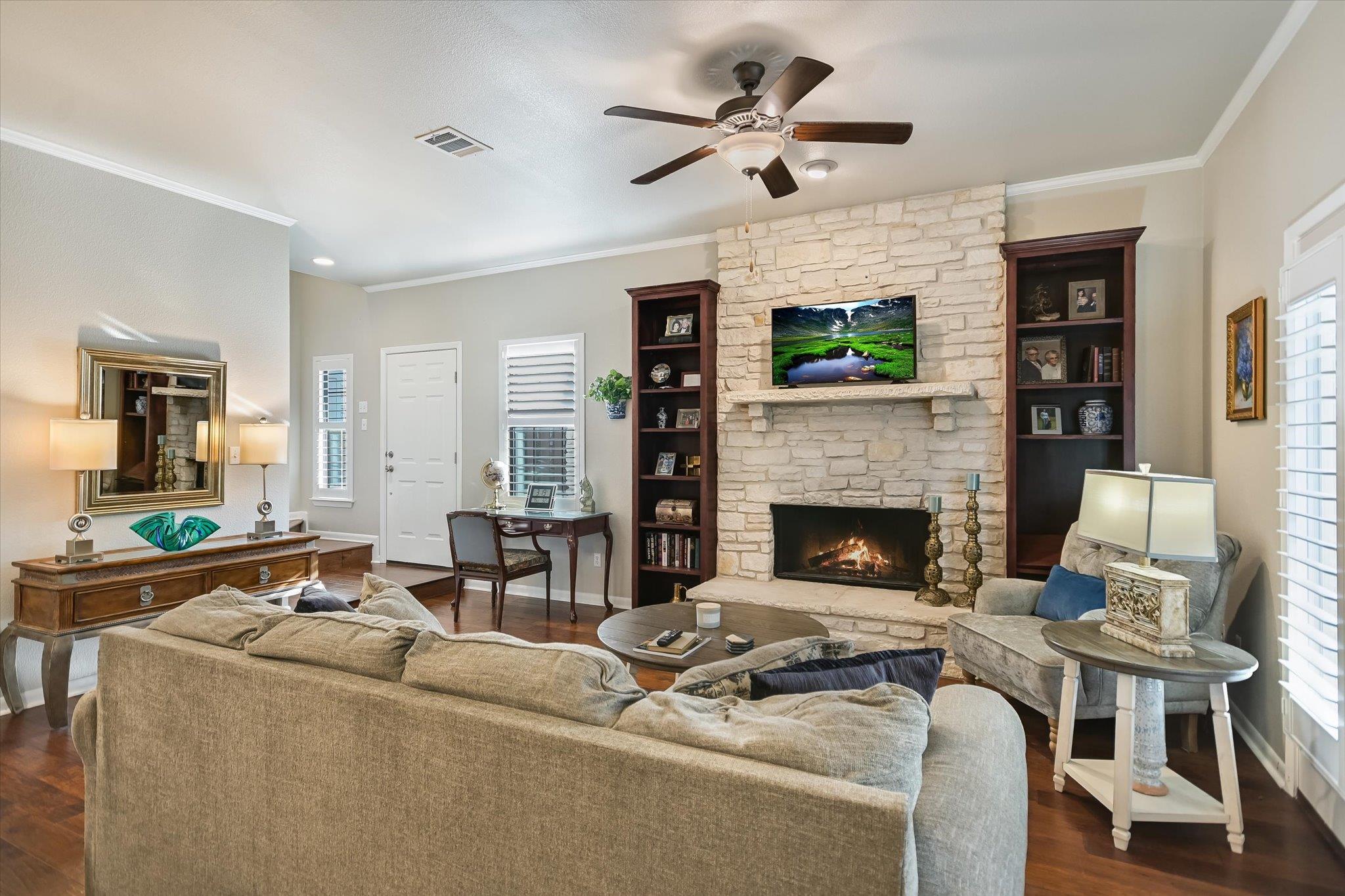 2201 Lakeway Blvd # 20, Lakeway, TX 78734