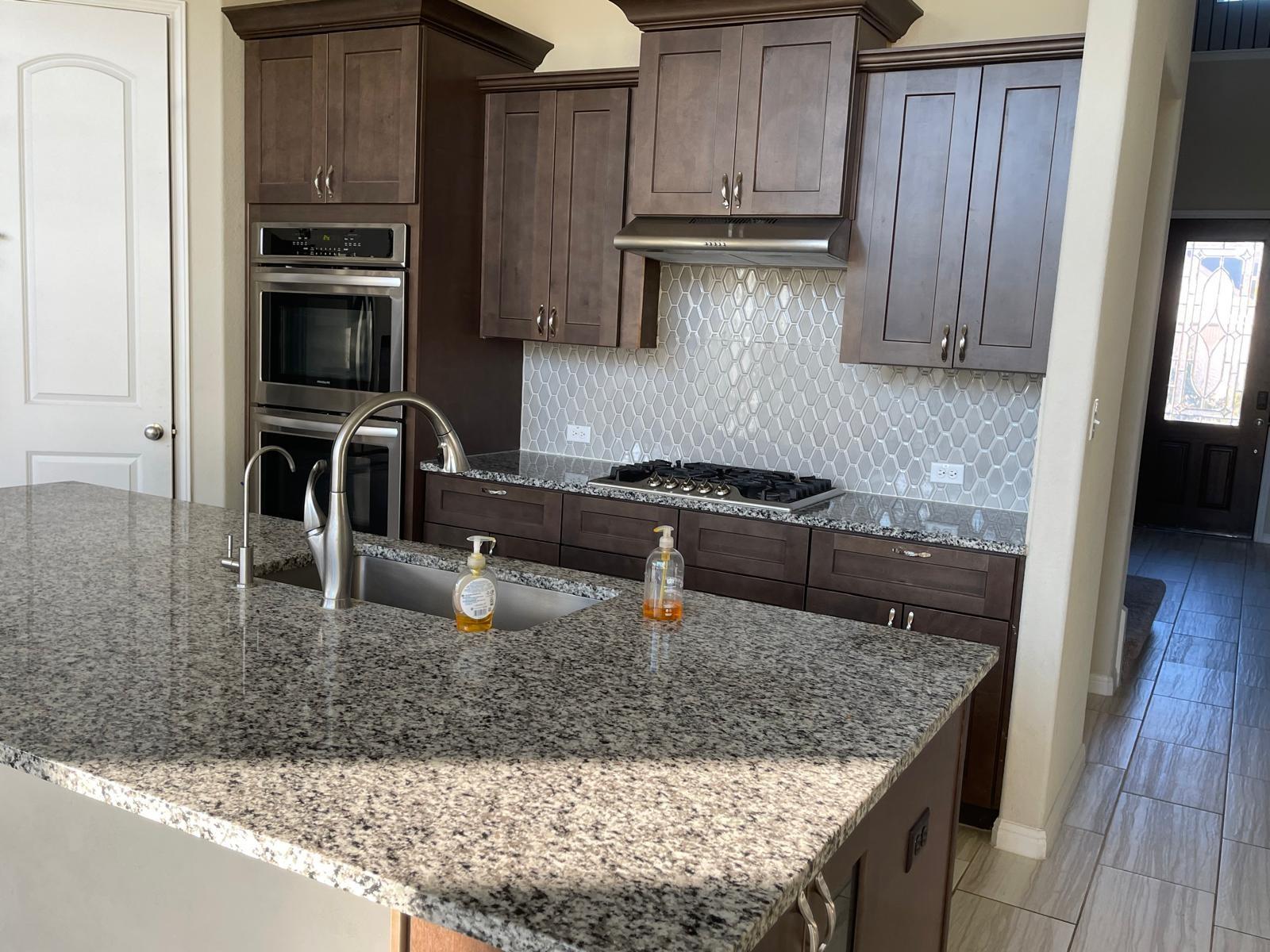 4221 Dutchman Dr, Pflugerville, TX 78660