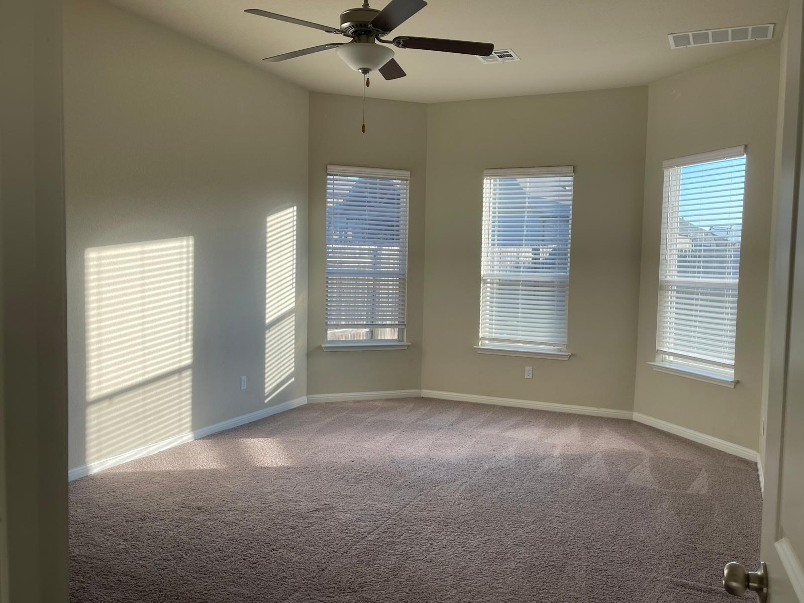 4221 Dutchman Dr, Pflugerville, TX 78660