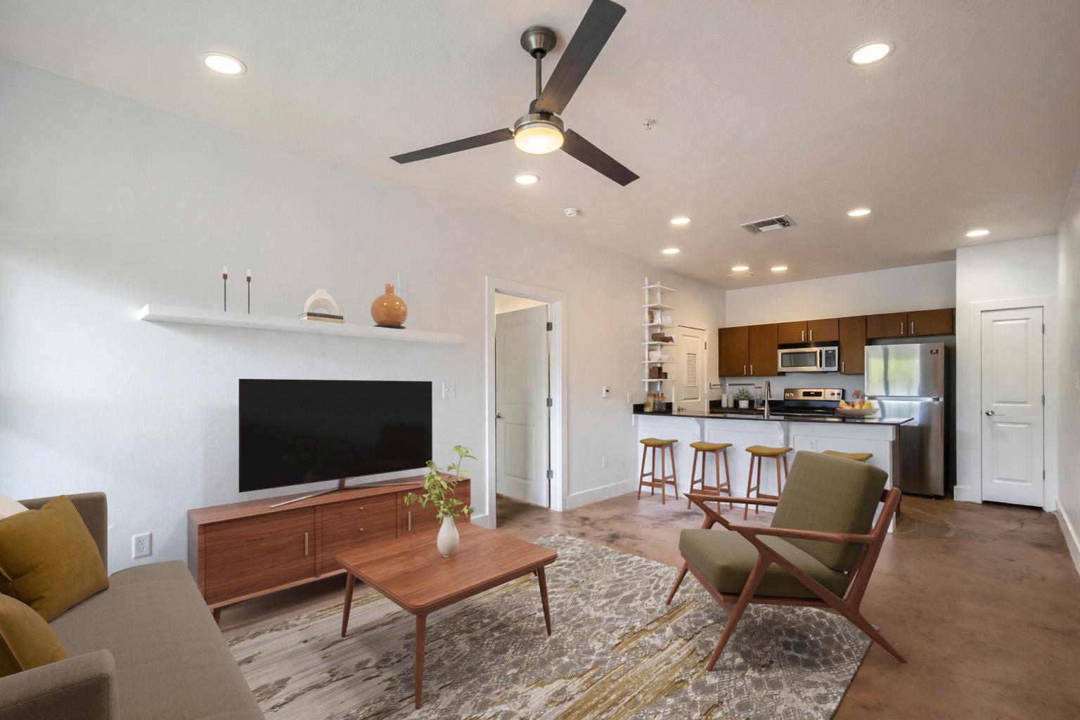 1807 Poquito St # 39, Austin, TX 78702