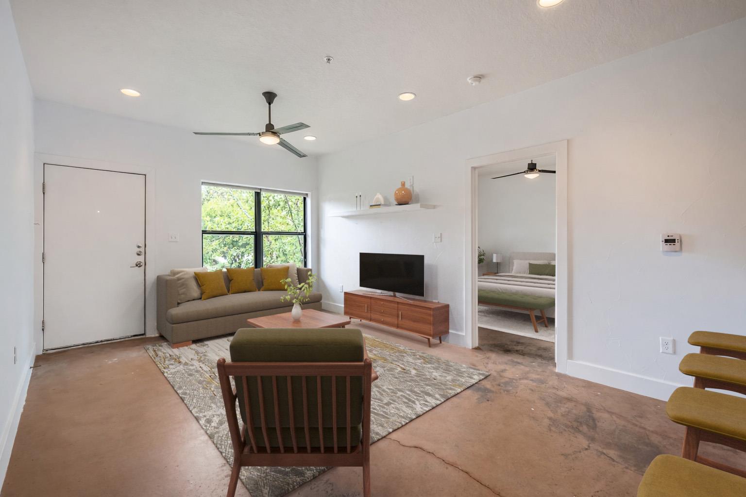 1807 Poquito St # 39, Austin, TX 78702