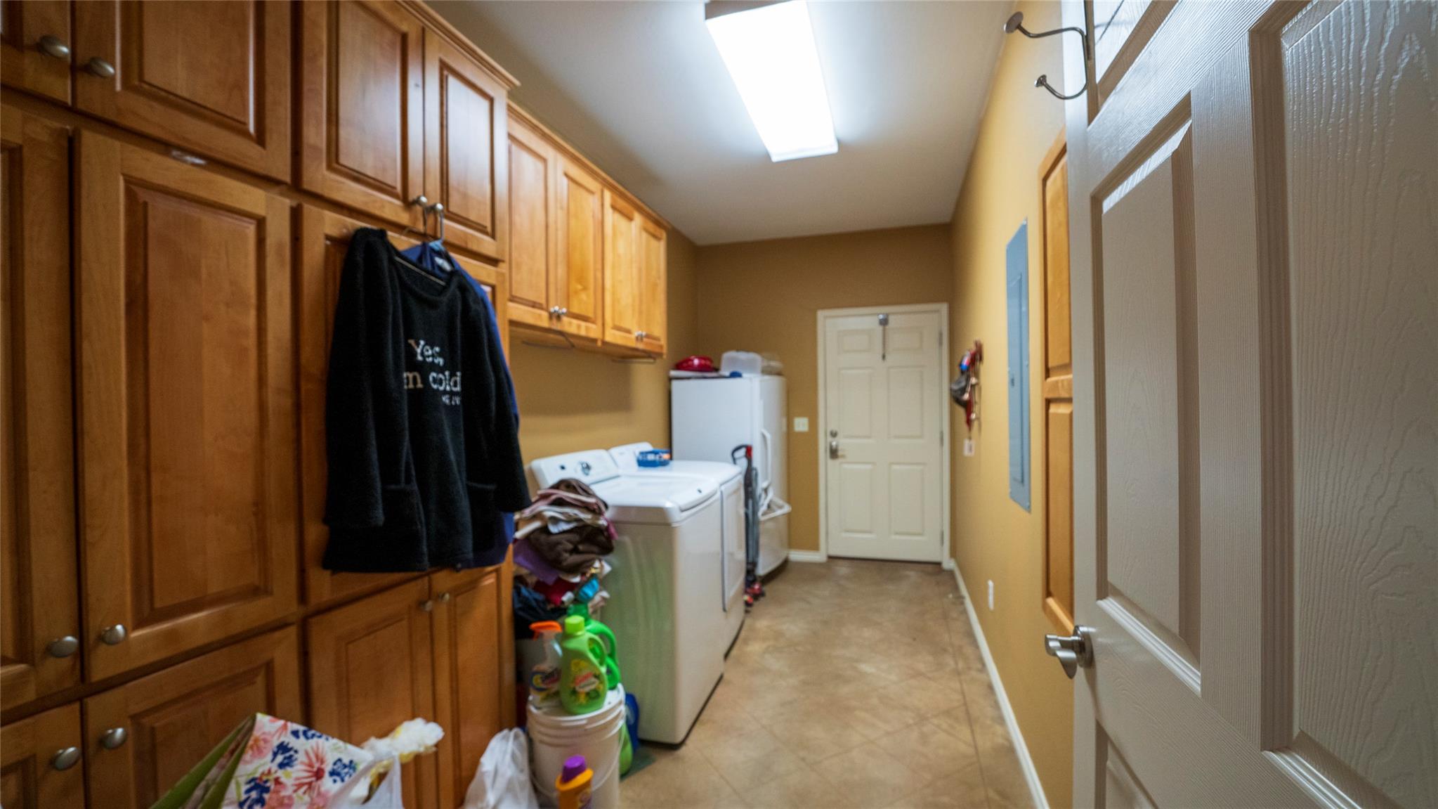 191 Clydesdale Dr, Dale, TX 78616