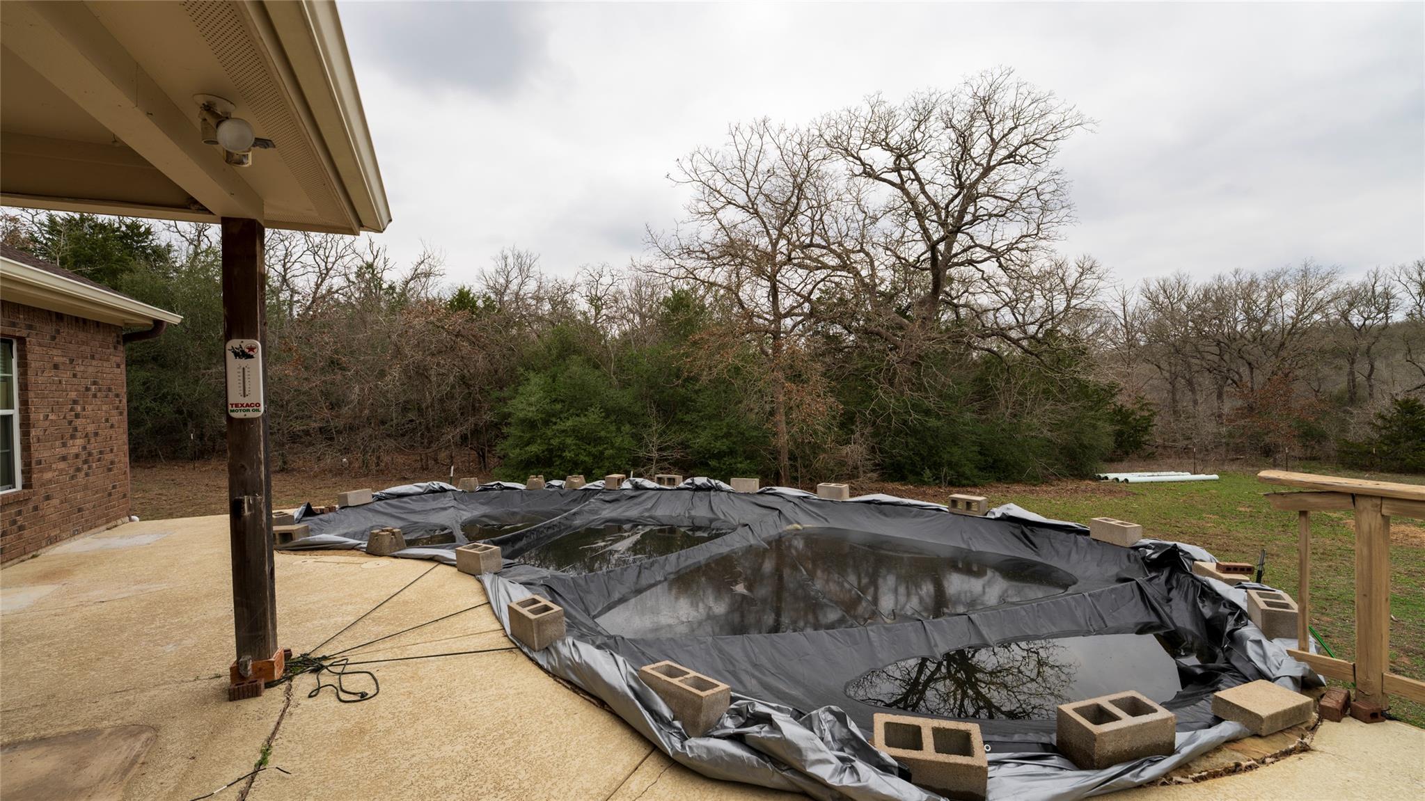 191 Clydesdale Dr, Dale, TX 78616