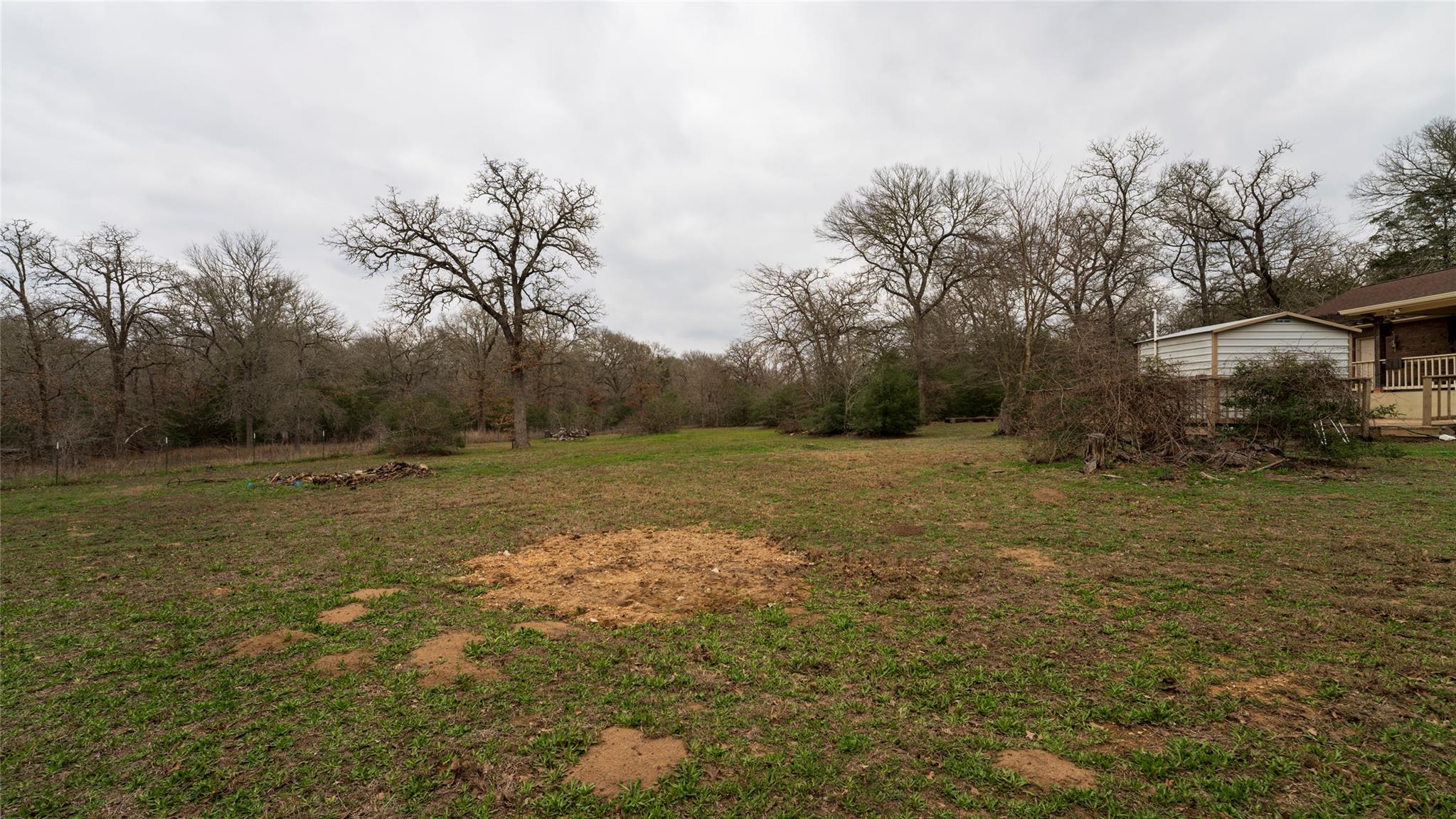 191 Clydesdale Dr, Dale, TX 78616