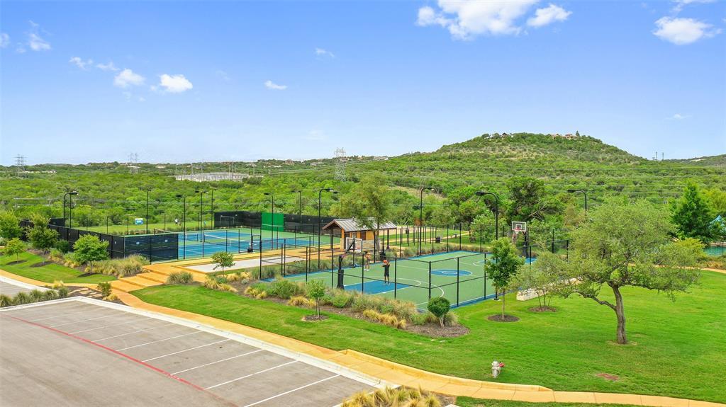 207 Coopers Crown Ln, Austin, TX 78738