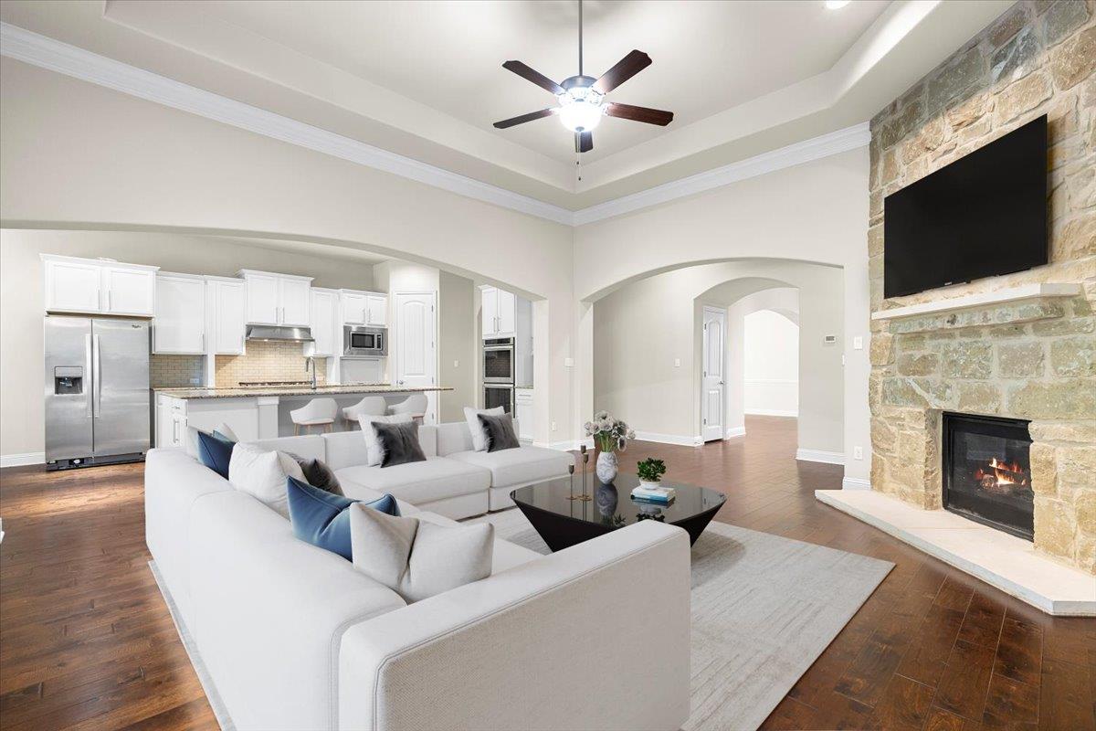 207 Coopers Crown Ln, Austin, TX 78738