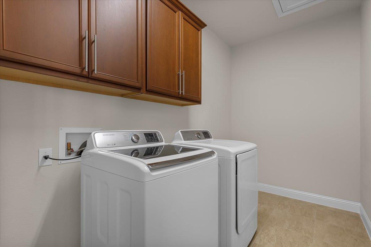 207 Coopers Crown Ln, Austin, TX 78738