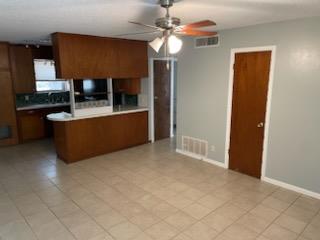 7402 Southgate Ln # B, Austin, TX 78744