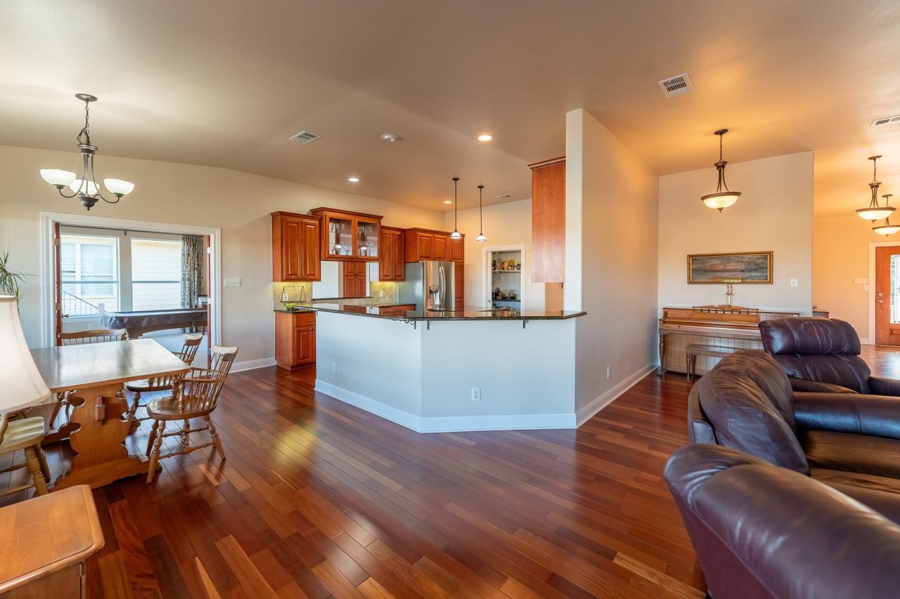 3506 Parliament Cv, Lago Vista, TX 78645