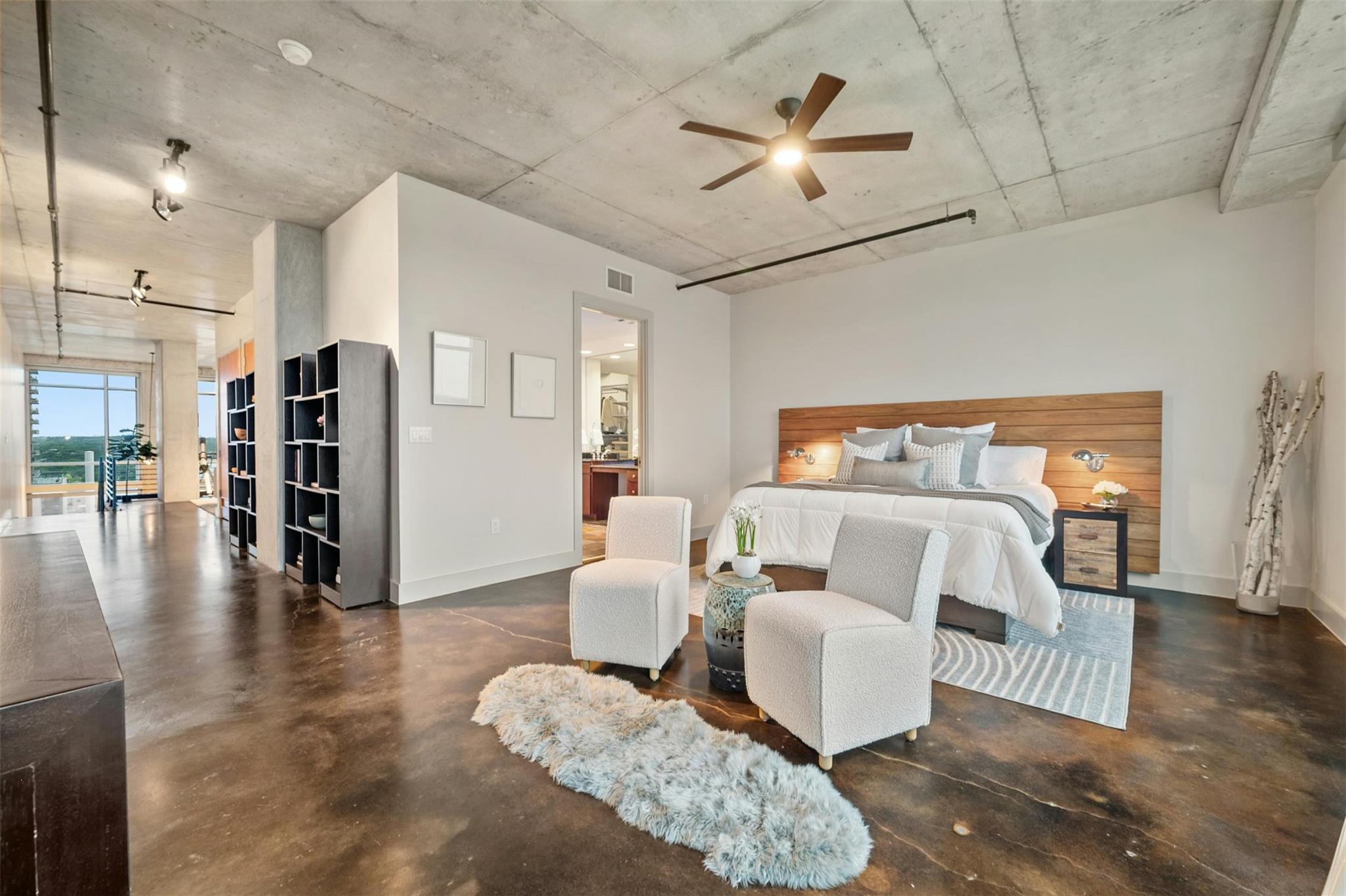 800 W 5th St # 1104, Austin, TX 78703