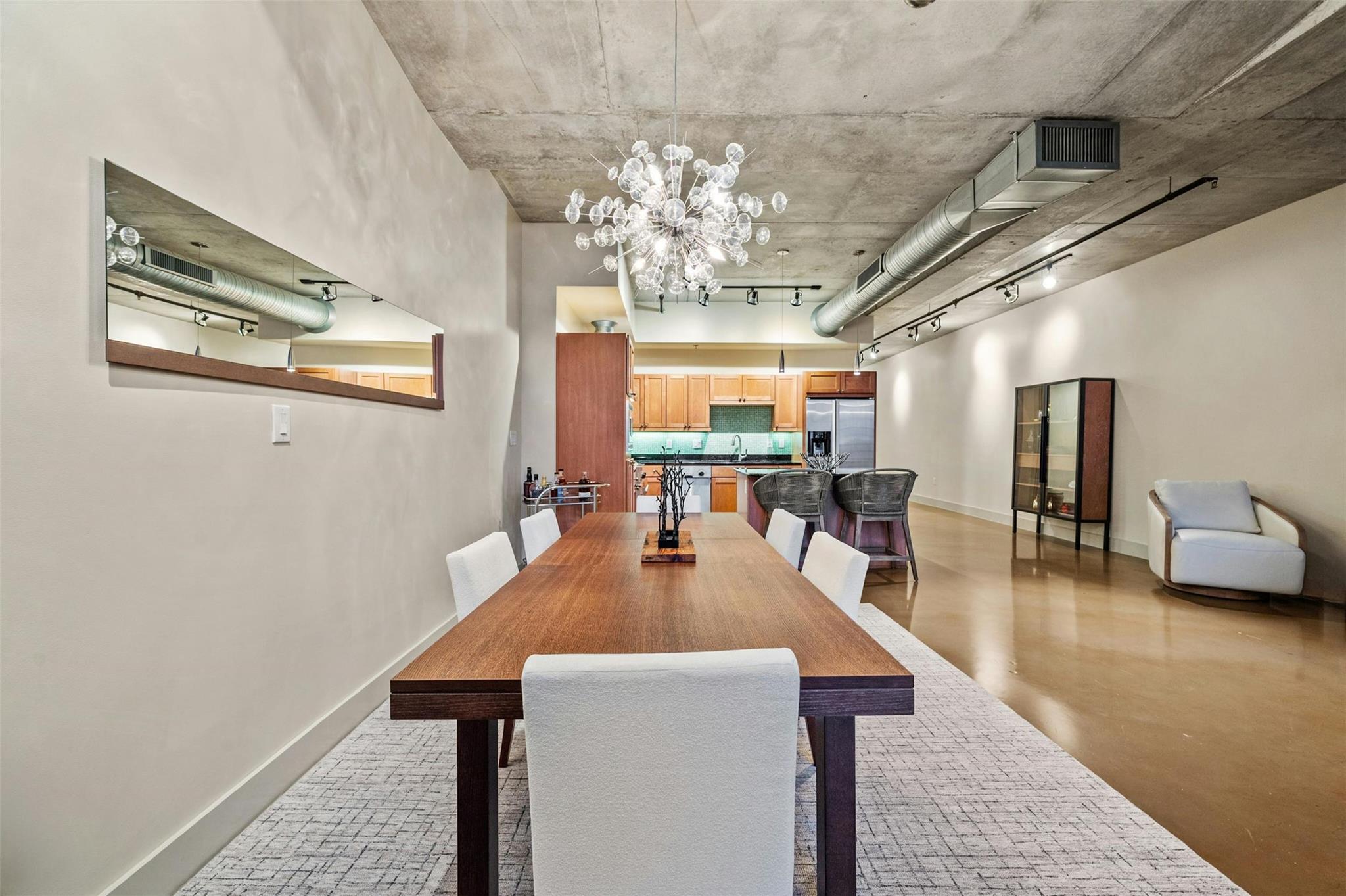 800 W 5th St # 1104, Austin, TX 78703