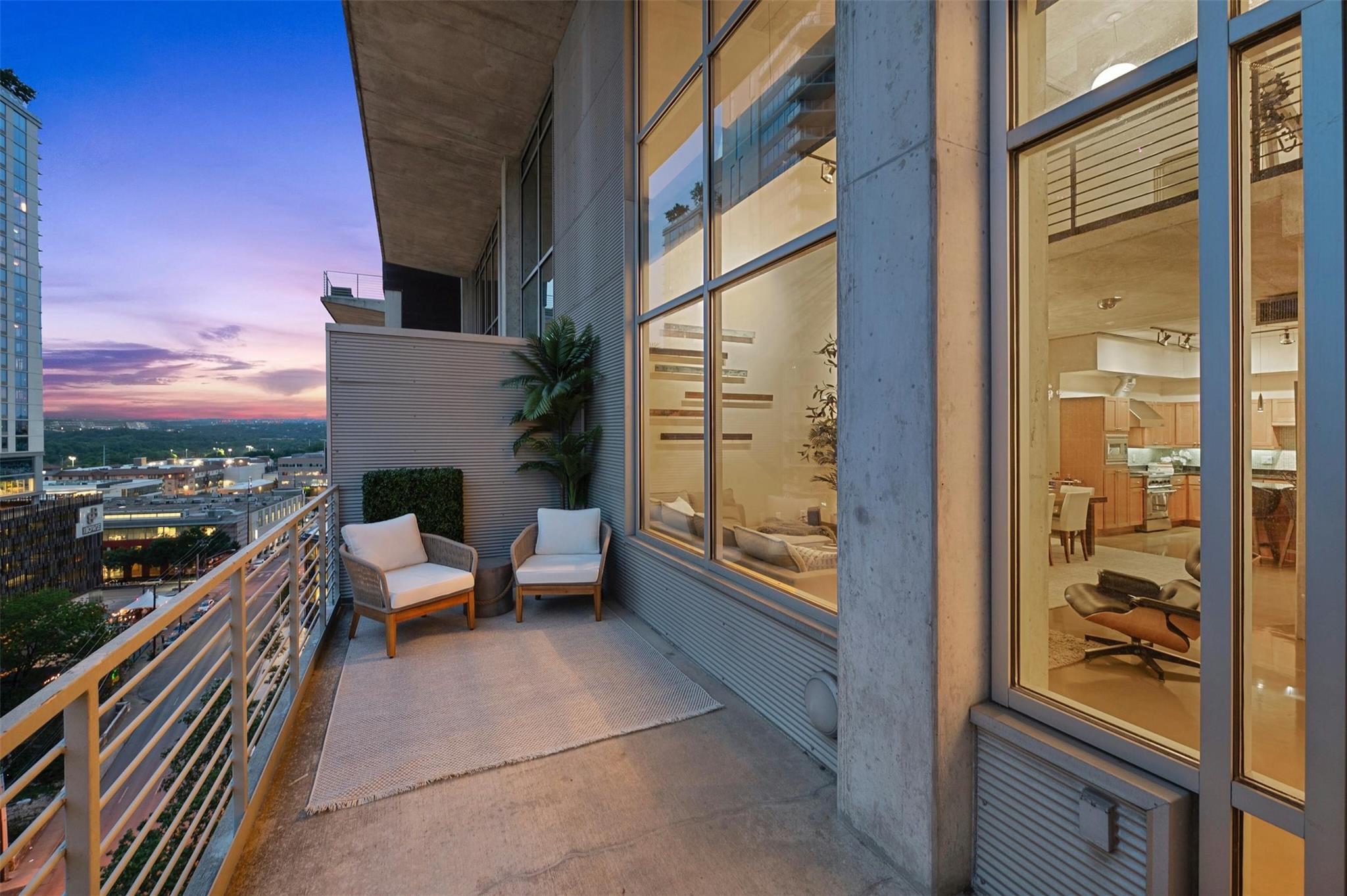 800 W 5th St # 1104, Austin, TX 78703