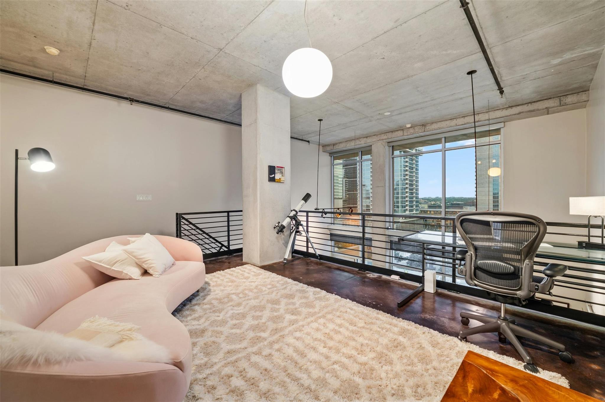 800 W 5th St # 1104, Austin, TX 78703