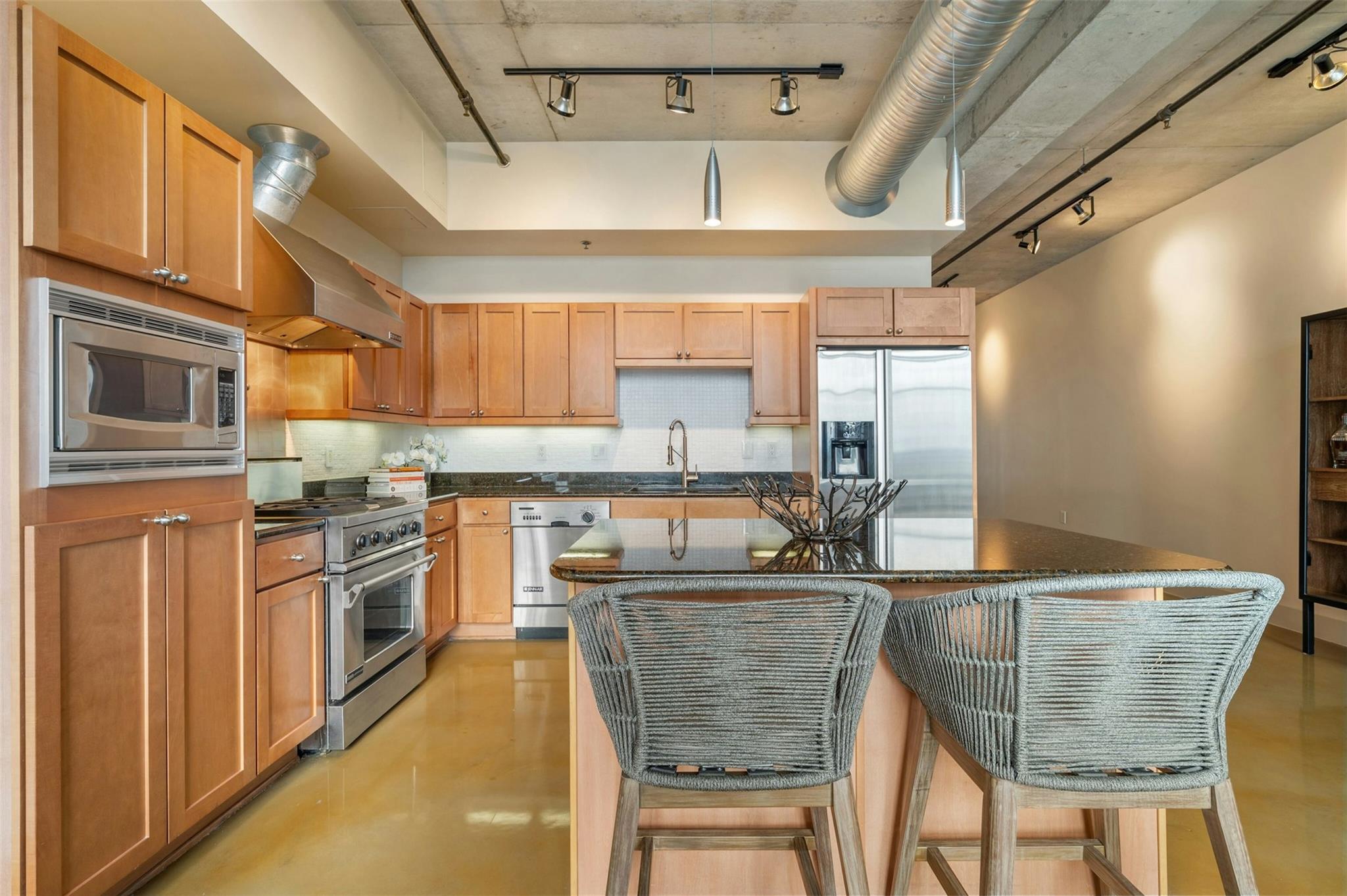 800 W 5th St # 1104, Austin, TX 78703