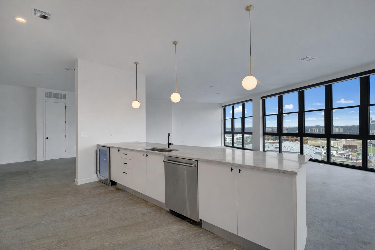 800 Embassy Dr # 606, Austin, TX 78702