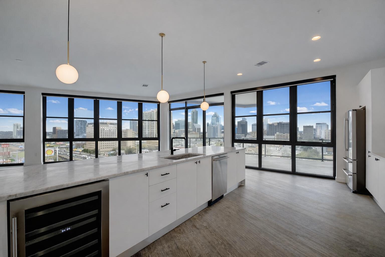 800 Embassy Dr # 606, Austin, TX 78702