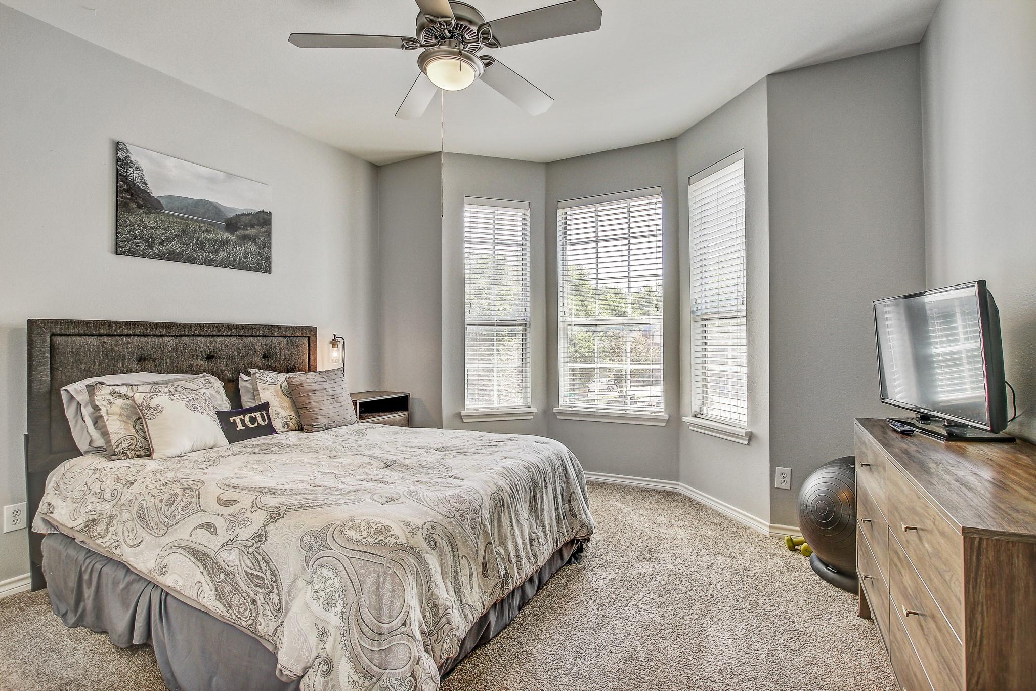 1616 Bridgeway Dr, Austin, TX 78704