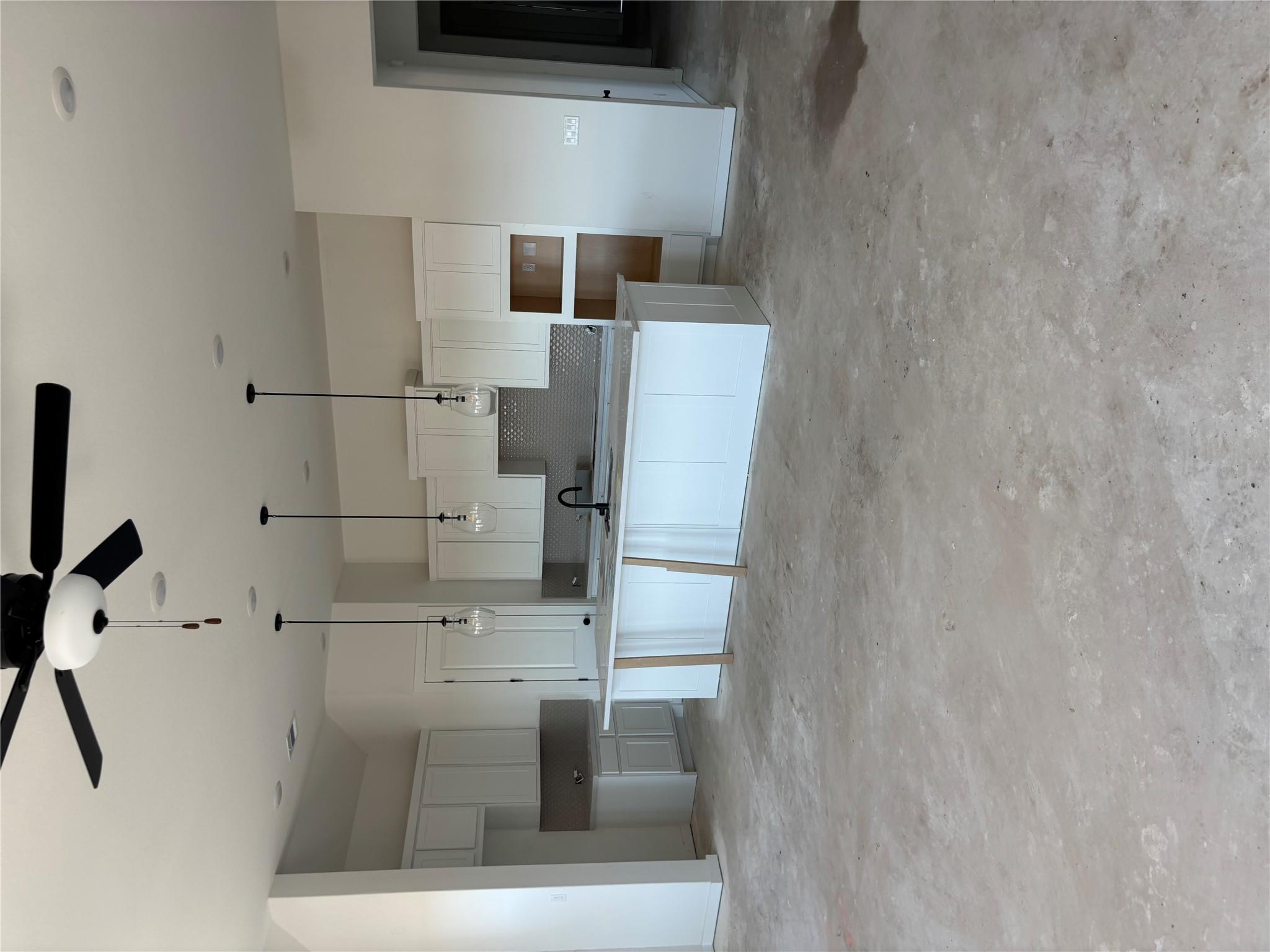 240 Pacific Grove Cir, Liberty Hill, TX 78642