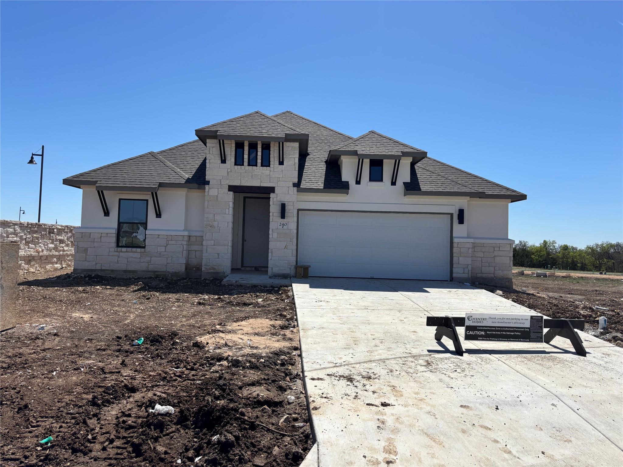 240 Pacific Grove Cir, Liberty Hill, TX 78642