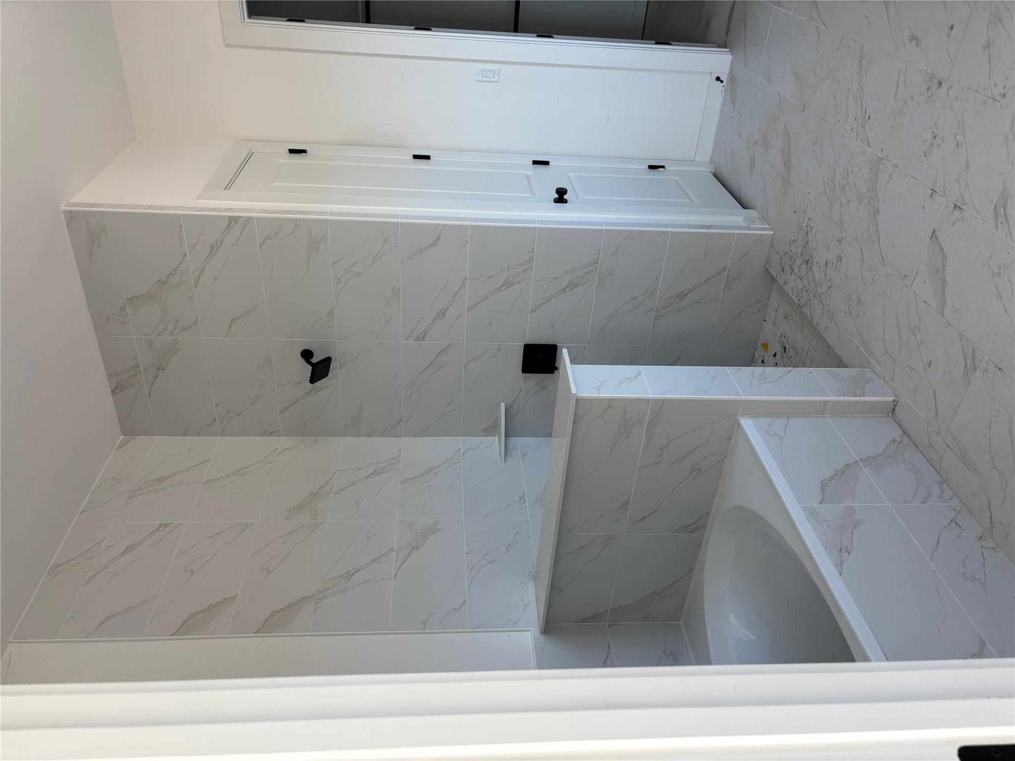 240 Pacific Grove Cir, Liberty Hill, TX 78642