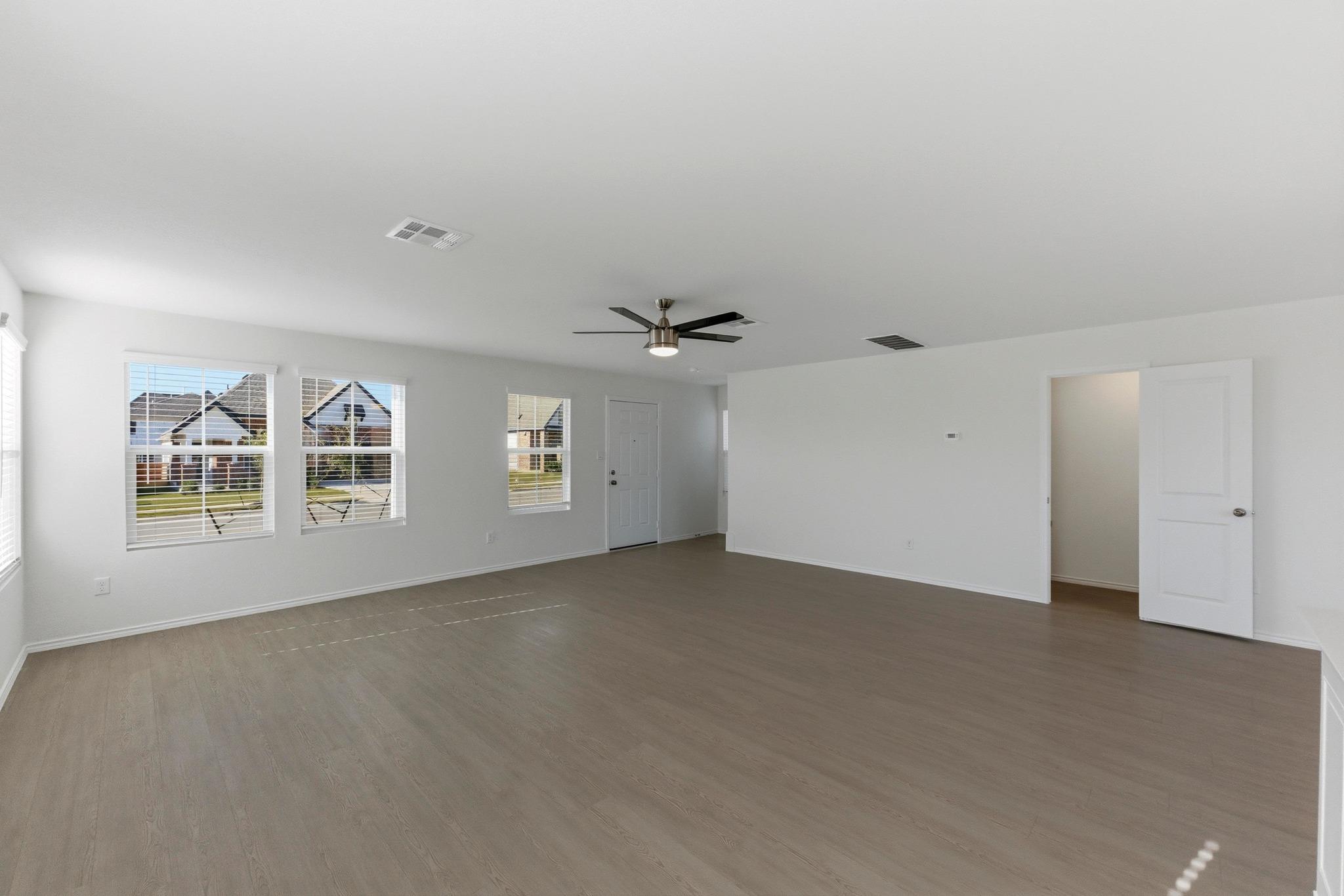 385 Keefer, Kyle, TX 78640