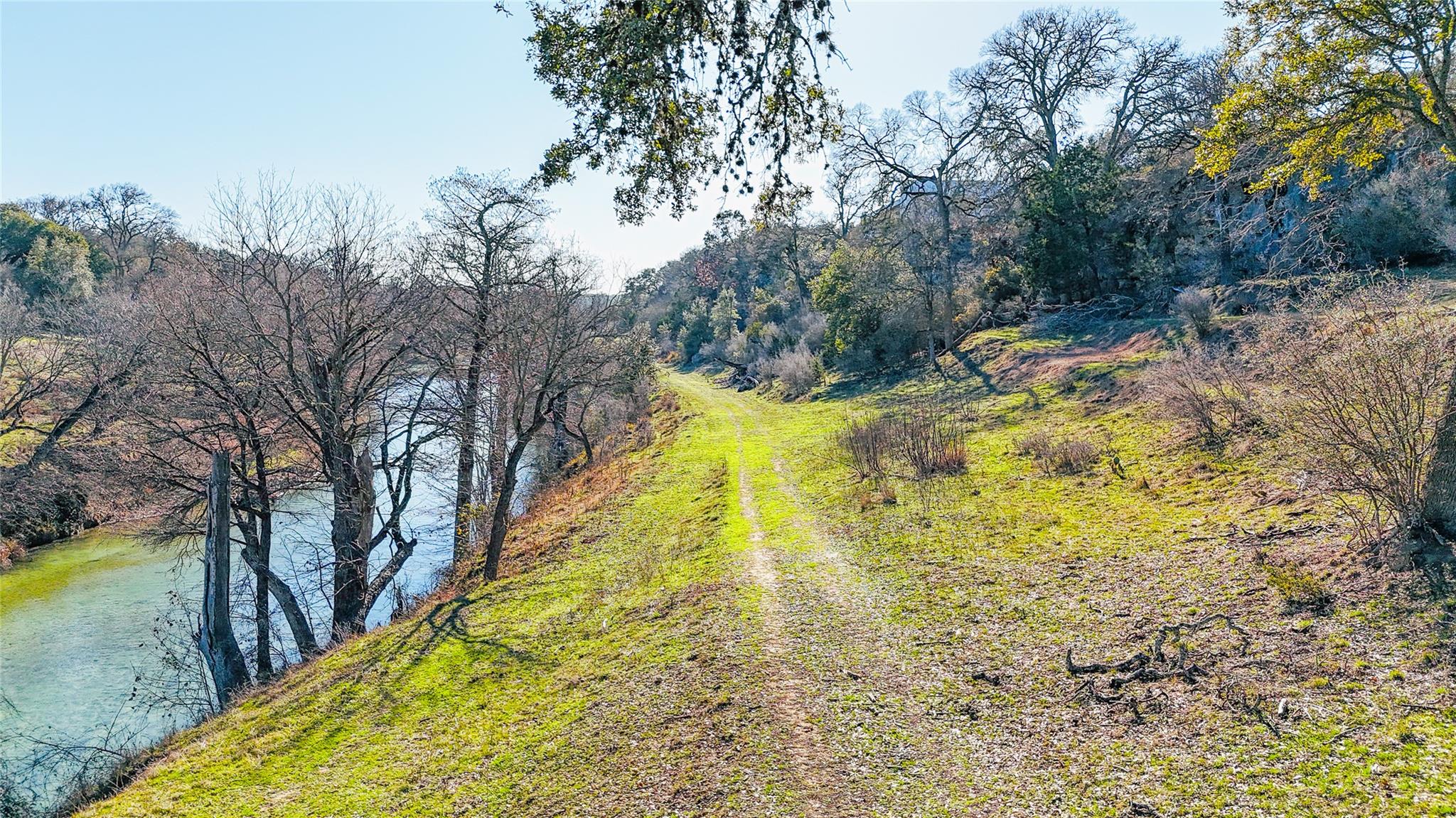 132 Sunrise Dr, Boerne, TX 78006