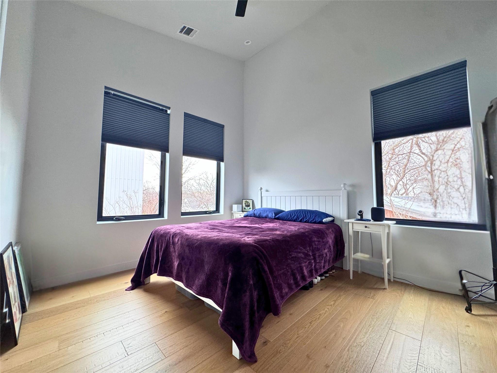 1206 Luna St # 2, Austin, TX 78721