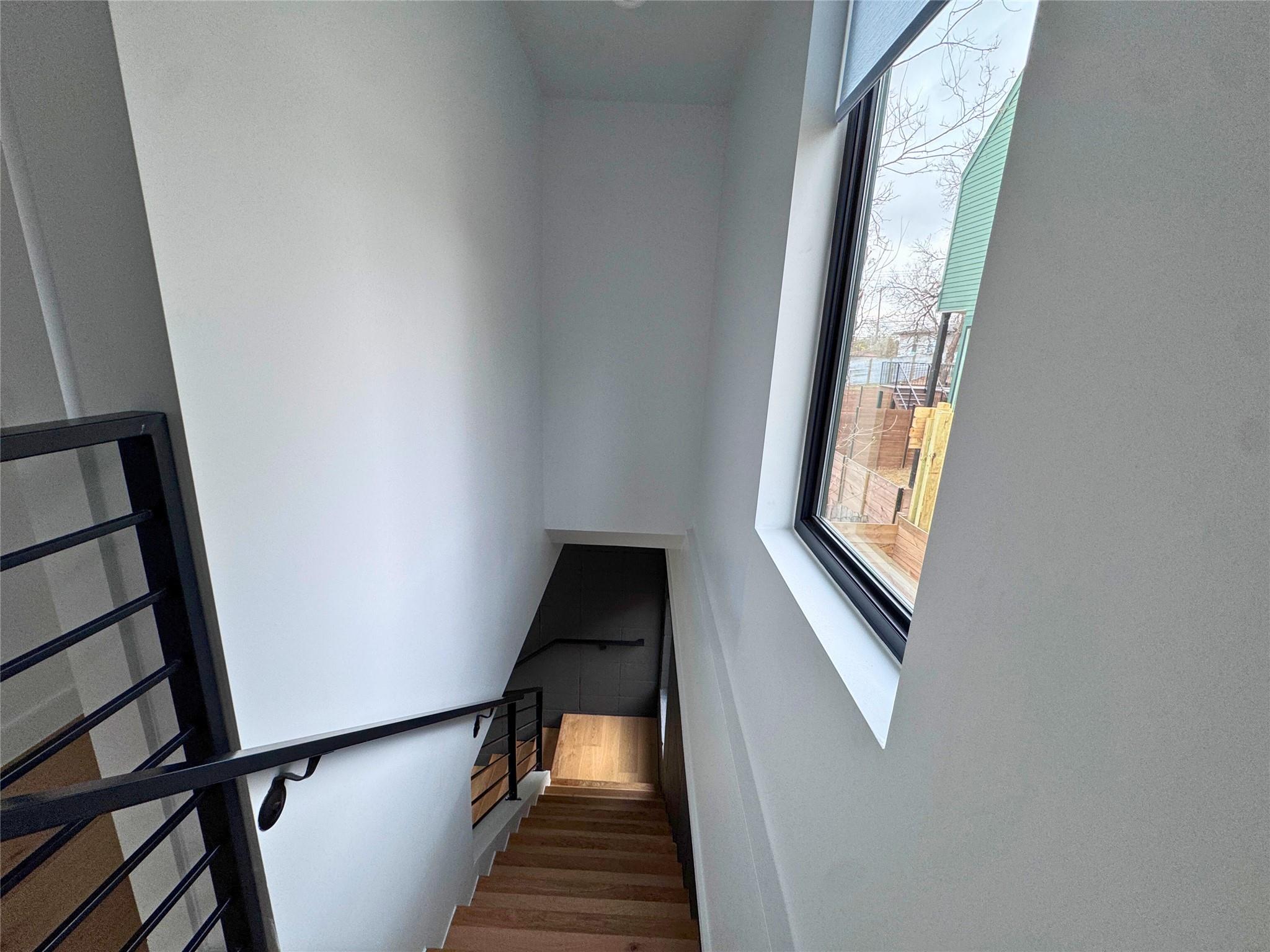 1206 Luna St # 2, Austin, TX 78721