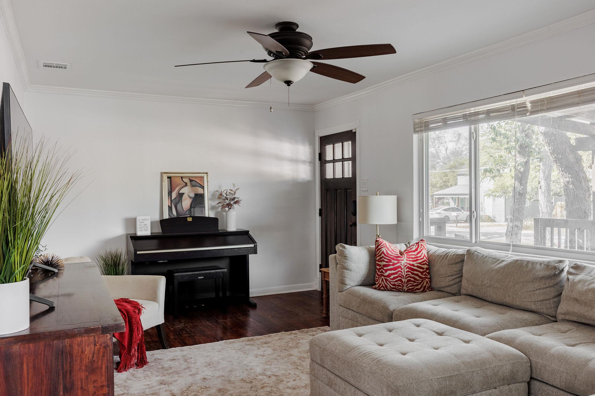 4509 Merle Dr, Austin, TX 78745