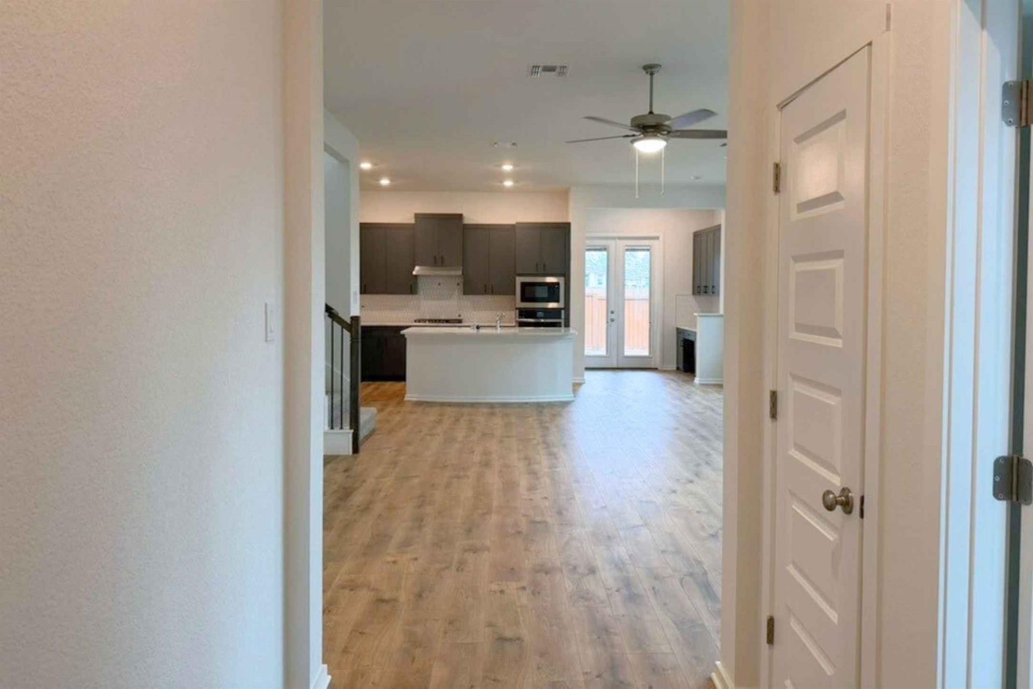 316 Ridgewell Loop, Georgetown, TX 78633