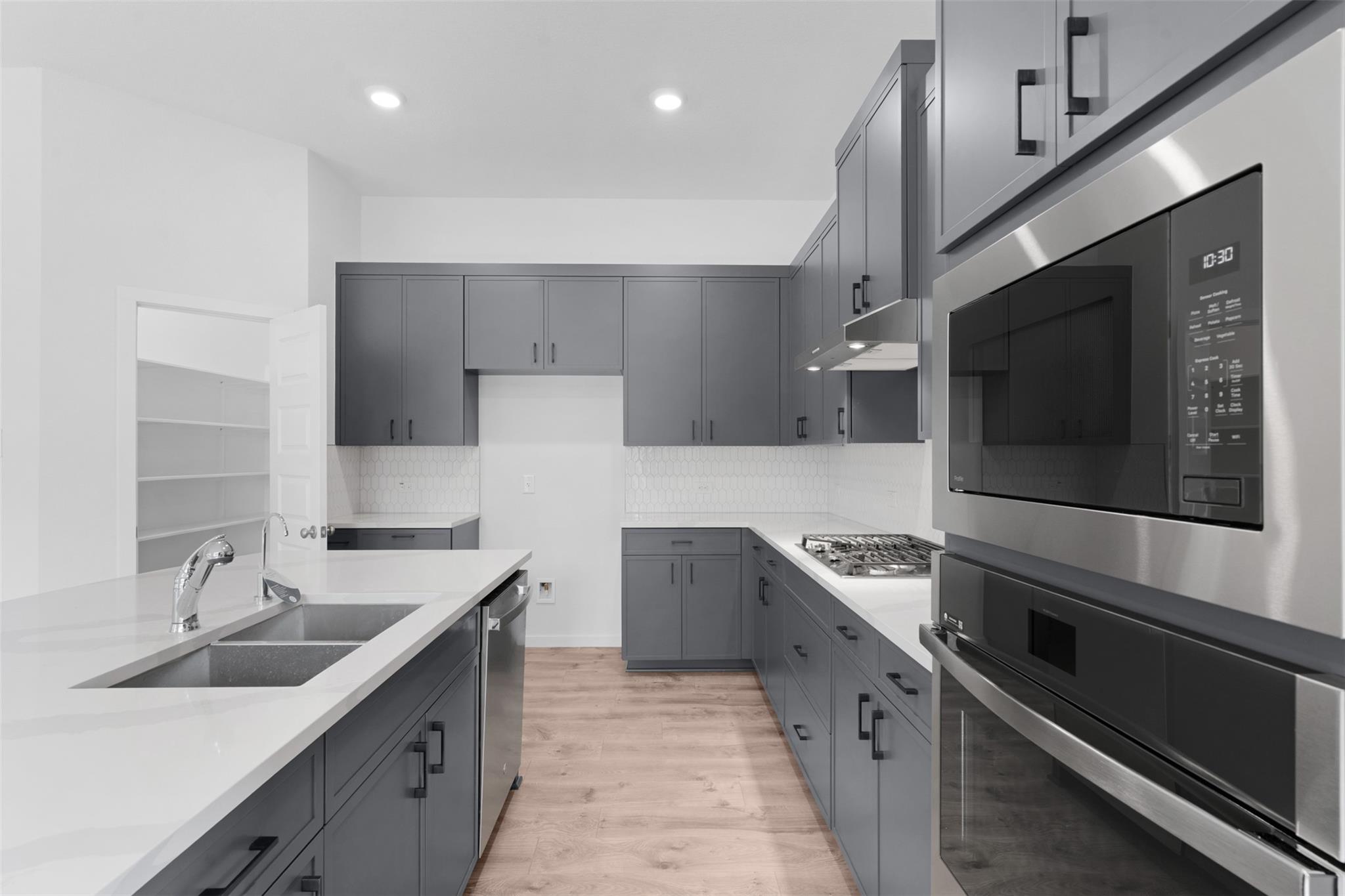 316 Ridgewell Loop, Georgetown, TX 78633