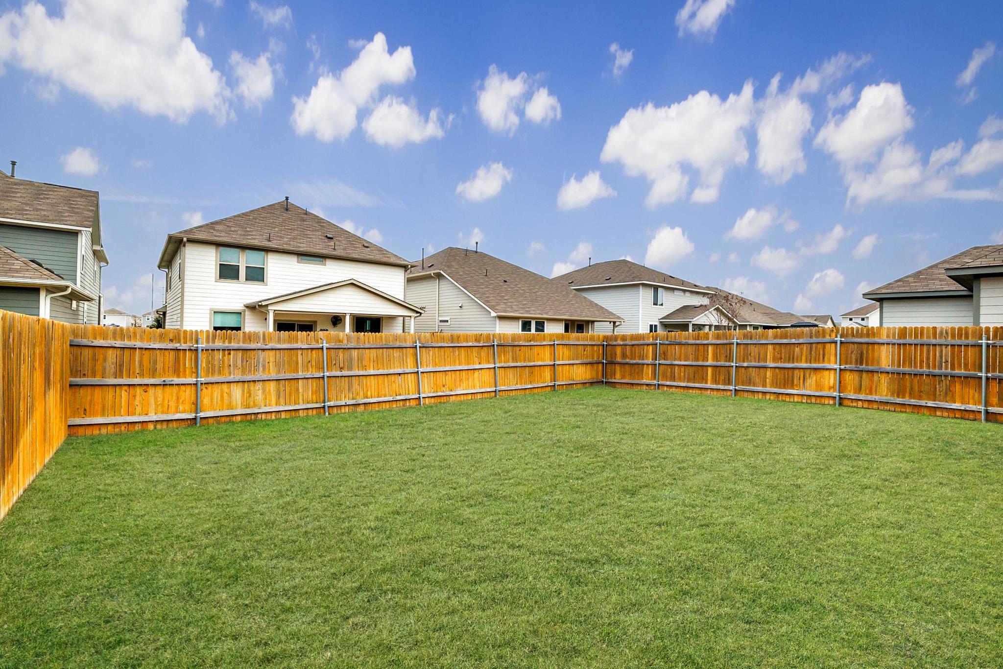 108 Greenfinch St, Hutto, TX 78634