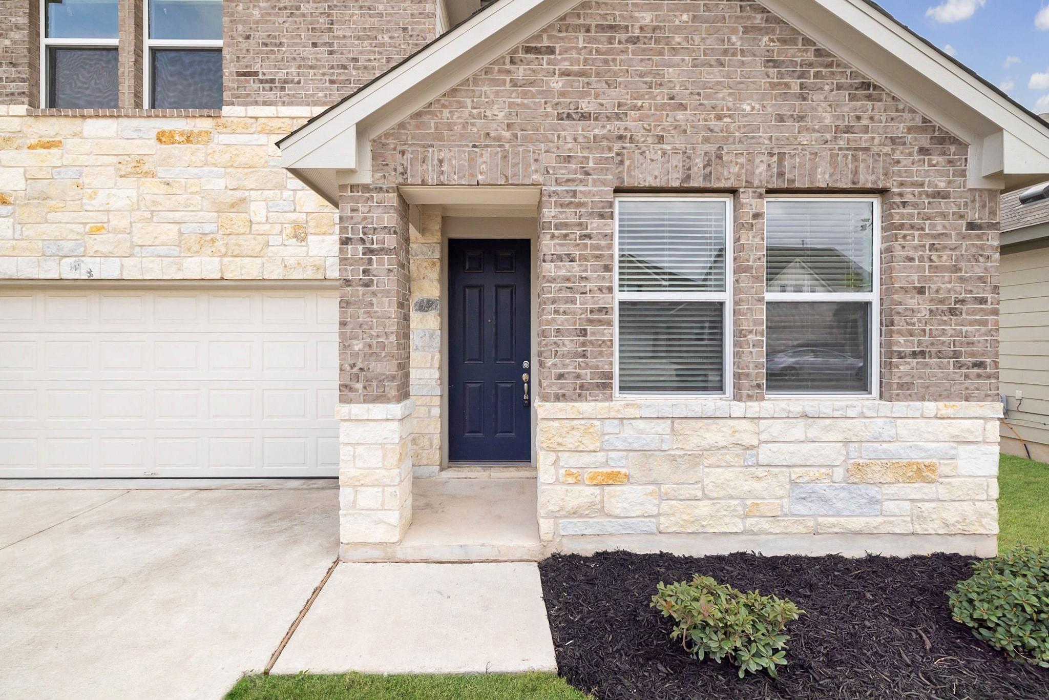 108 Greenfinch St, Hutto, TX 78634