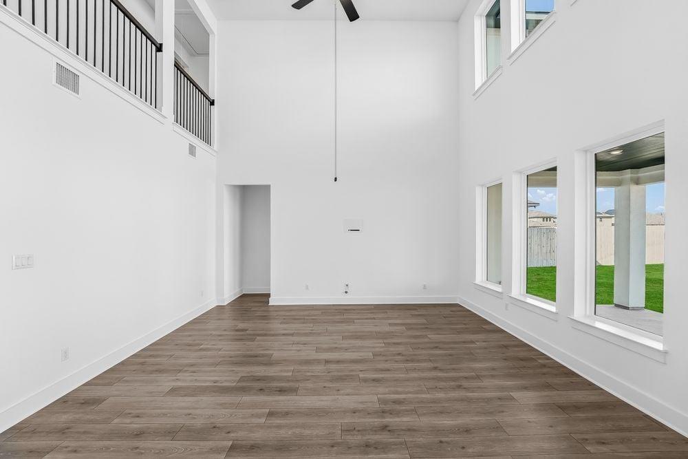 105 Belanger Canyon Dr, Liberty Hill, TX 78642