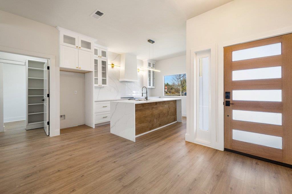 9803 Quilberry Dr, Austin, TX 78729